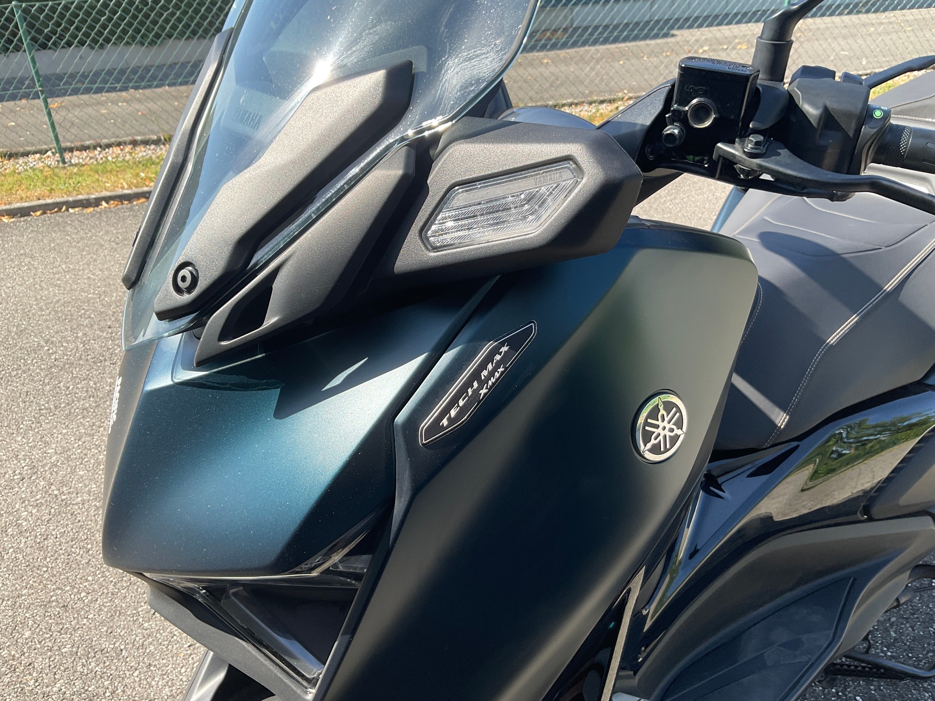YAMAHA X-Max 300 Tech Max-image-12