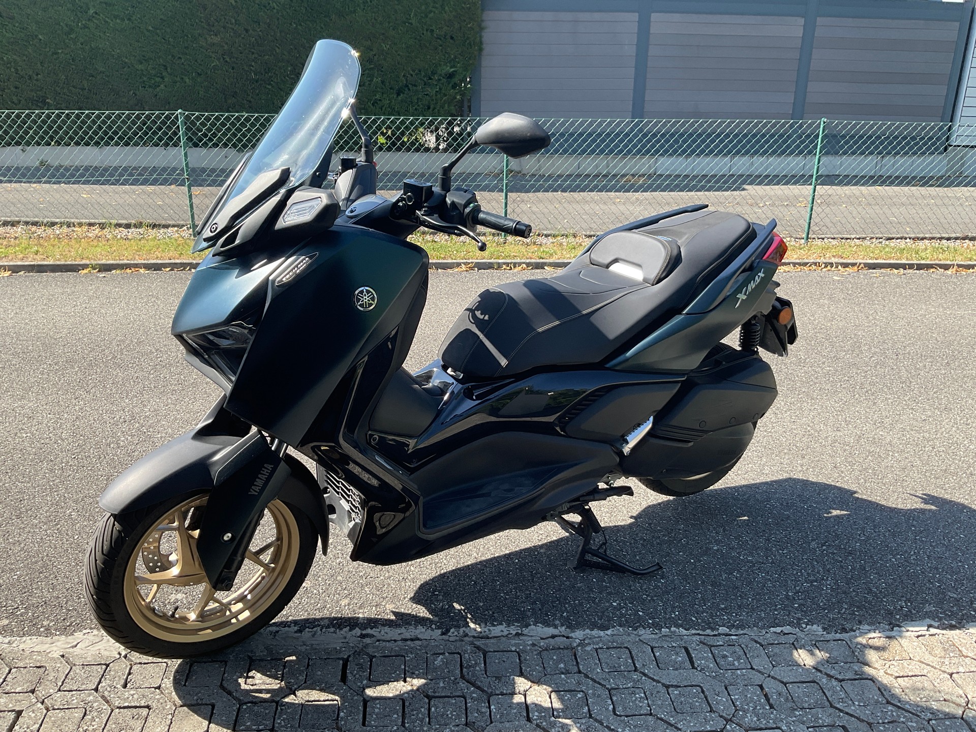 YAMAHA X-Max 300 Tech Max-image-11