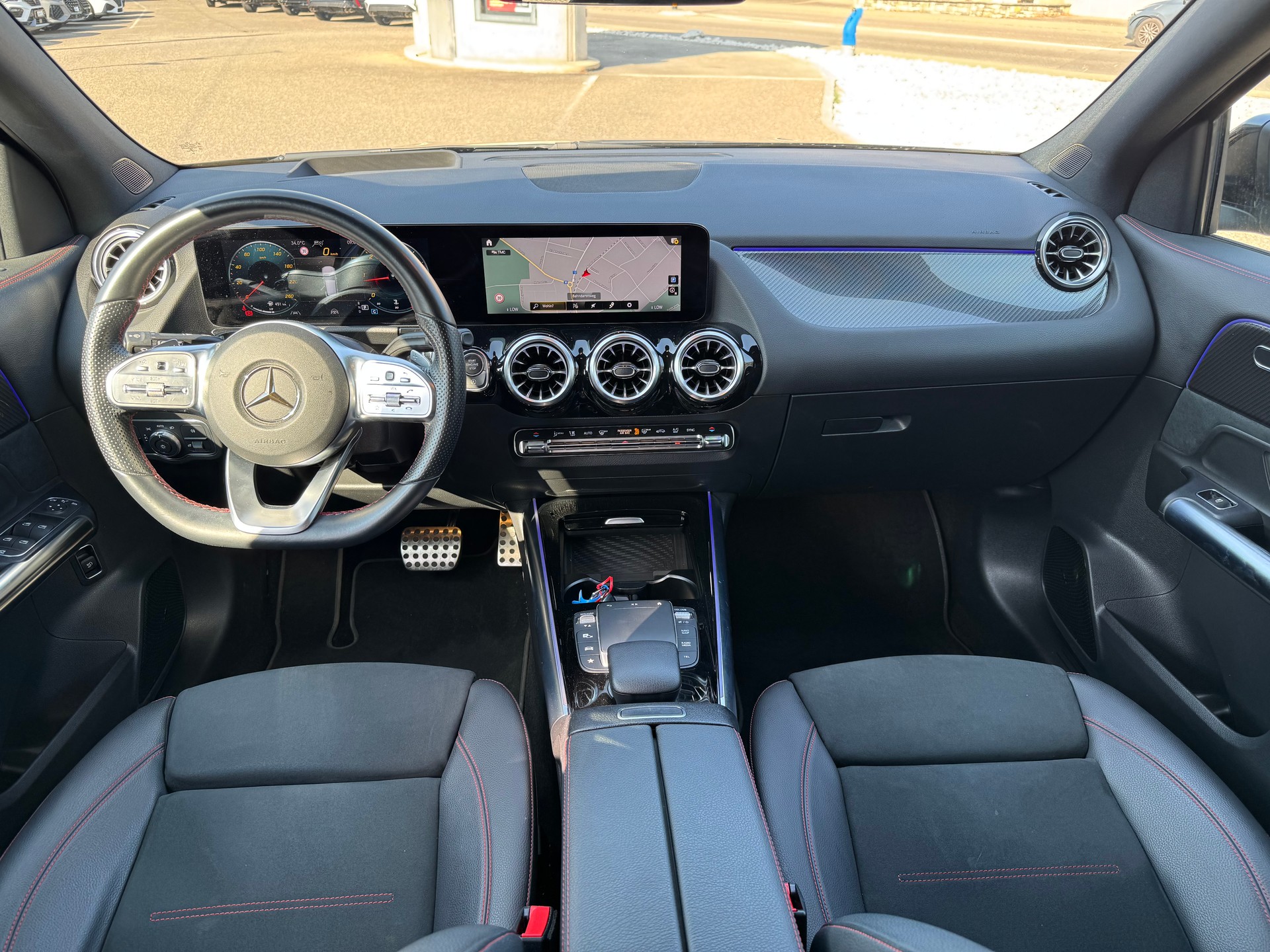 MERCEDES-BENZ GLA 220d 4Matic AMG Line 8G-DCT-image-10