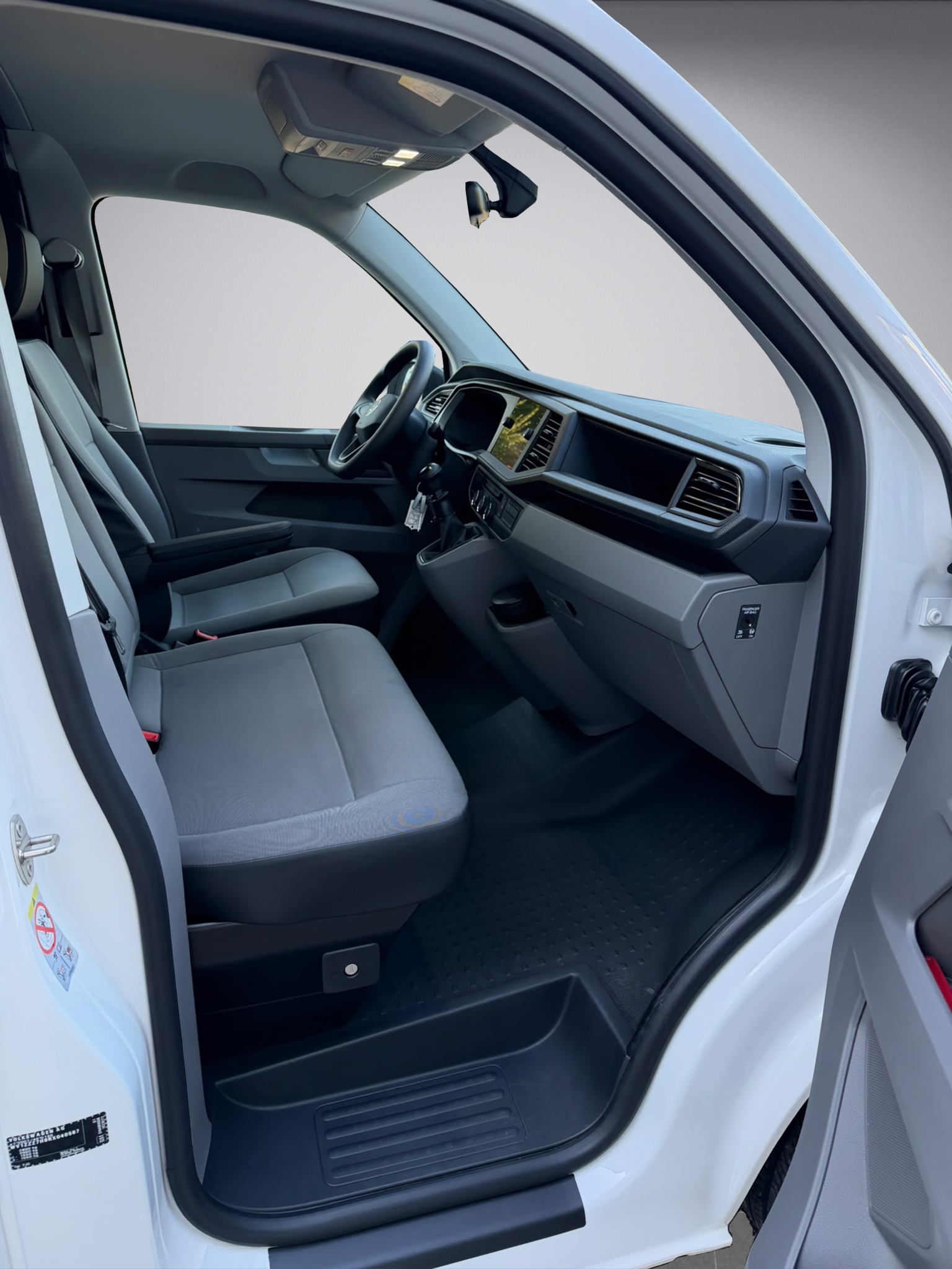 VW T6.1 2.0 TDI Entry * 07.2024 * Klima * 3 Sitzer * Rückfahrkamera *-image-14