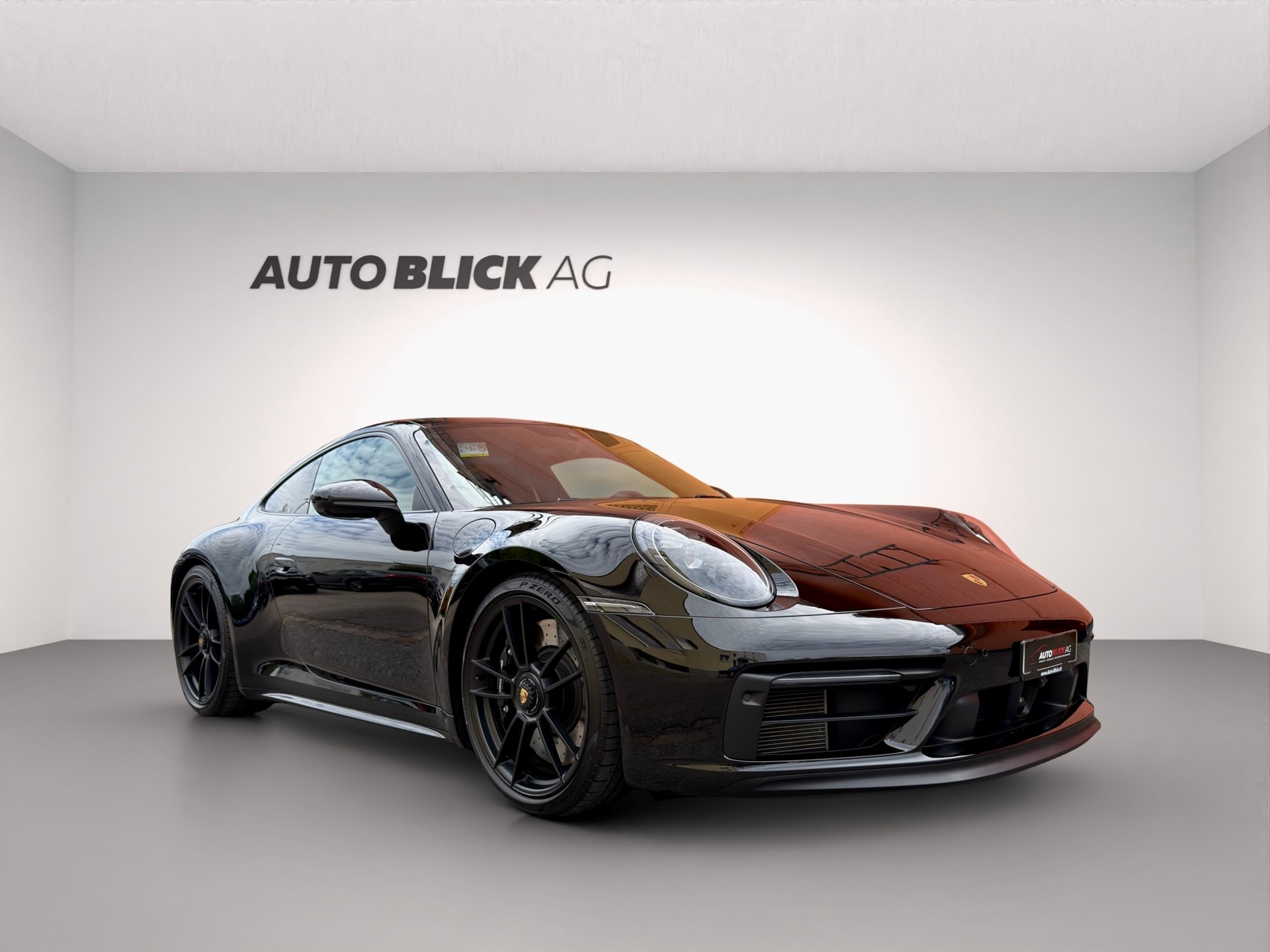 PORSCHE 911 Carrera GTS-showroom-element-1