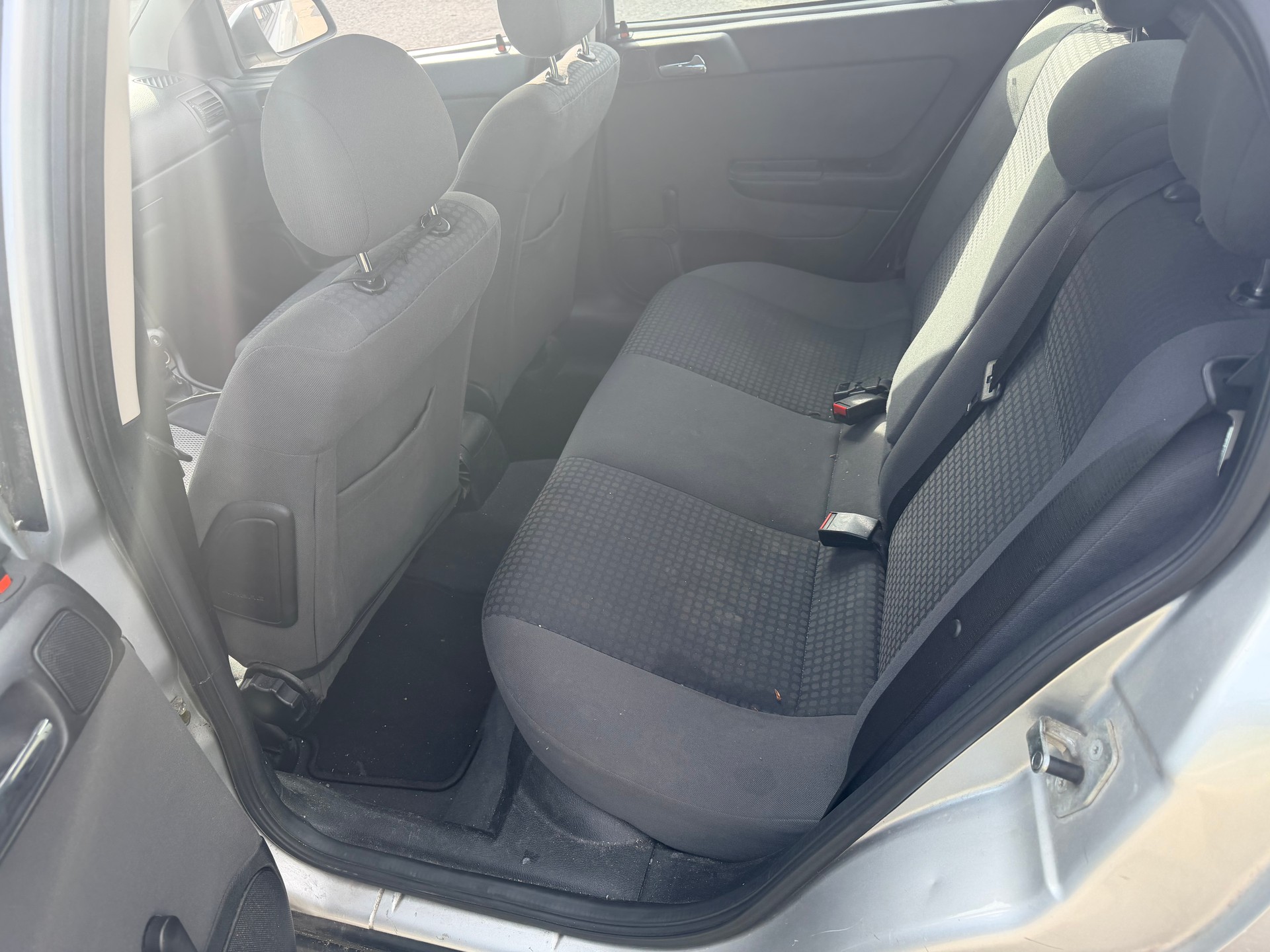 OPEL Astra 1.8i 16V Comfort automatique-image-7