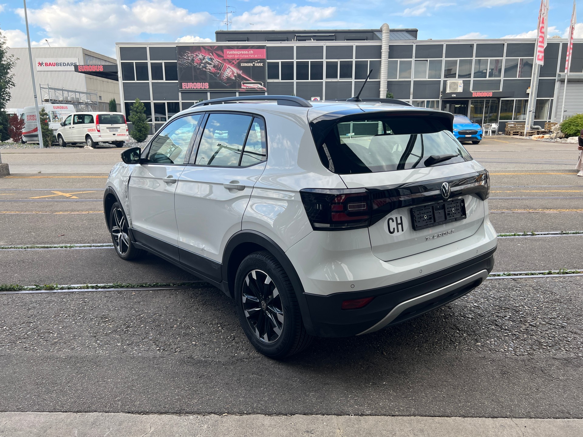 VW T-Cross 1.0 TSI-image-4