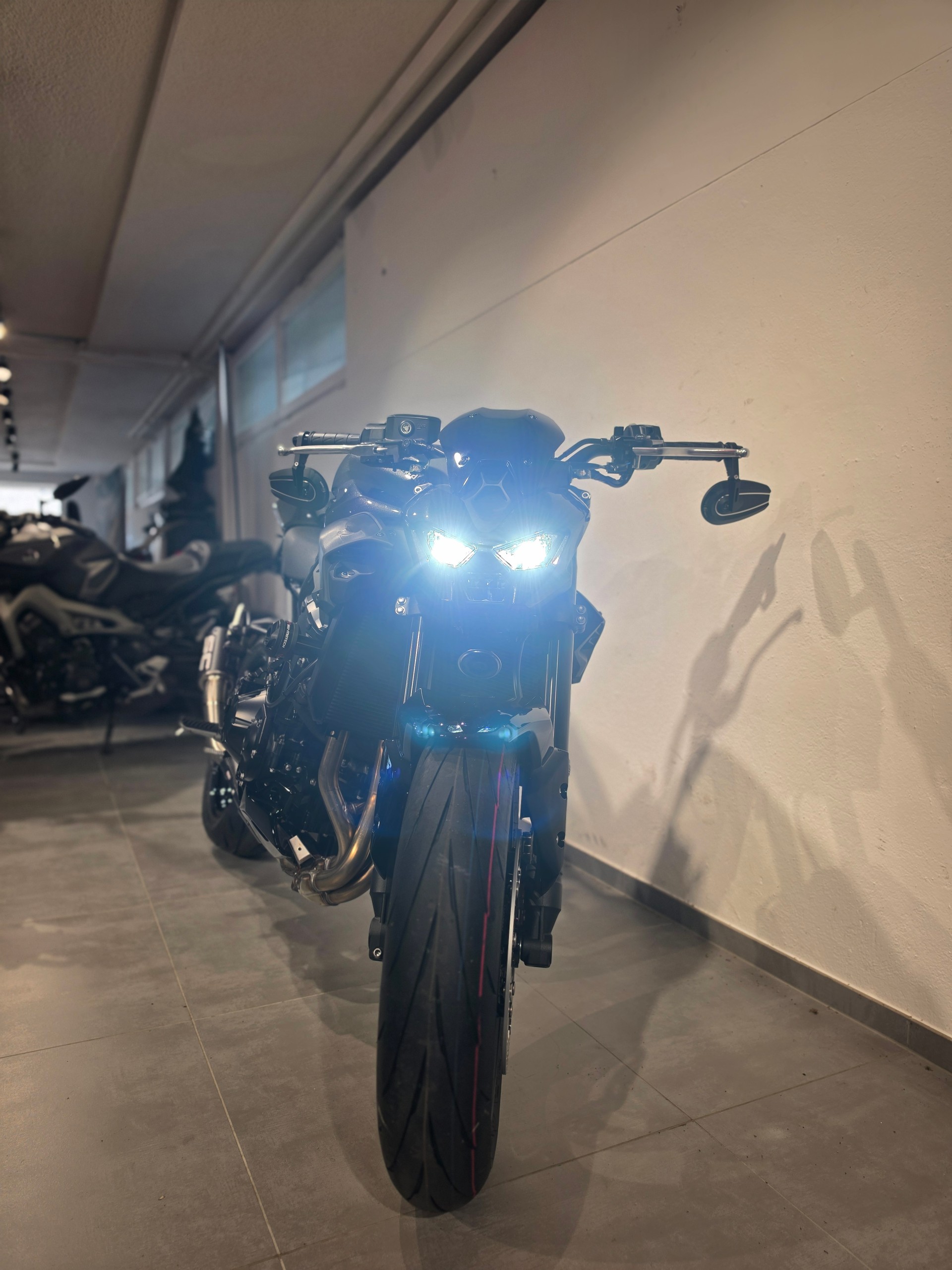 KAWASAKI Z 900 (70kW)-image-1