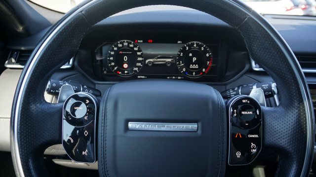 LAND ROVER RR Velar R-Dyn. P 300 HSE-image-12