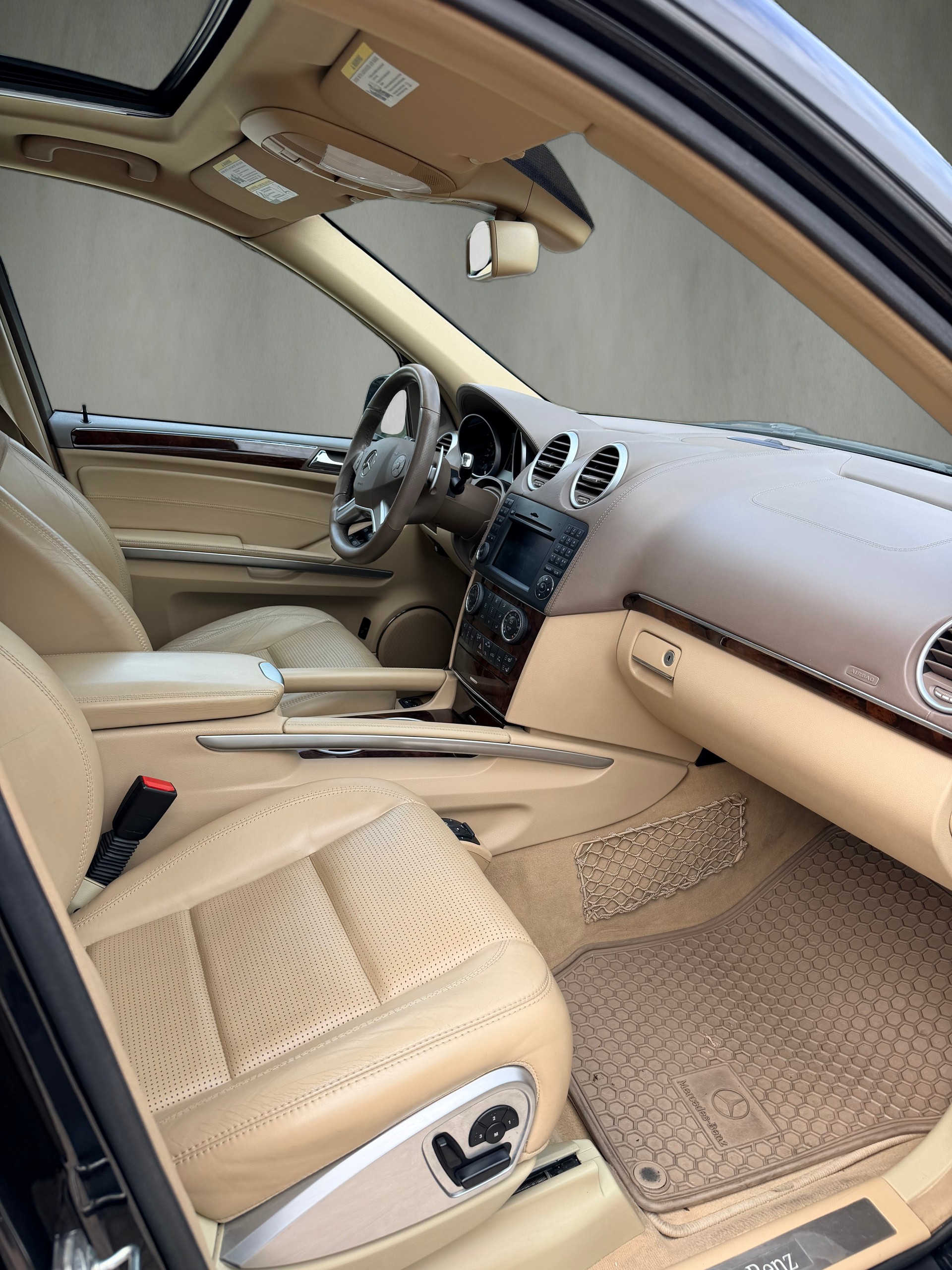 MERCEDES-BENZ ML 63 AMG 4Matic 7G-Tronic-image-6