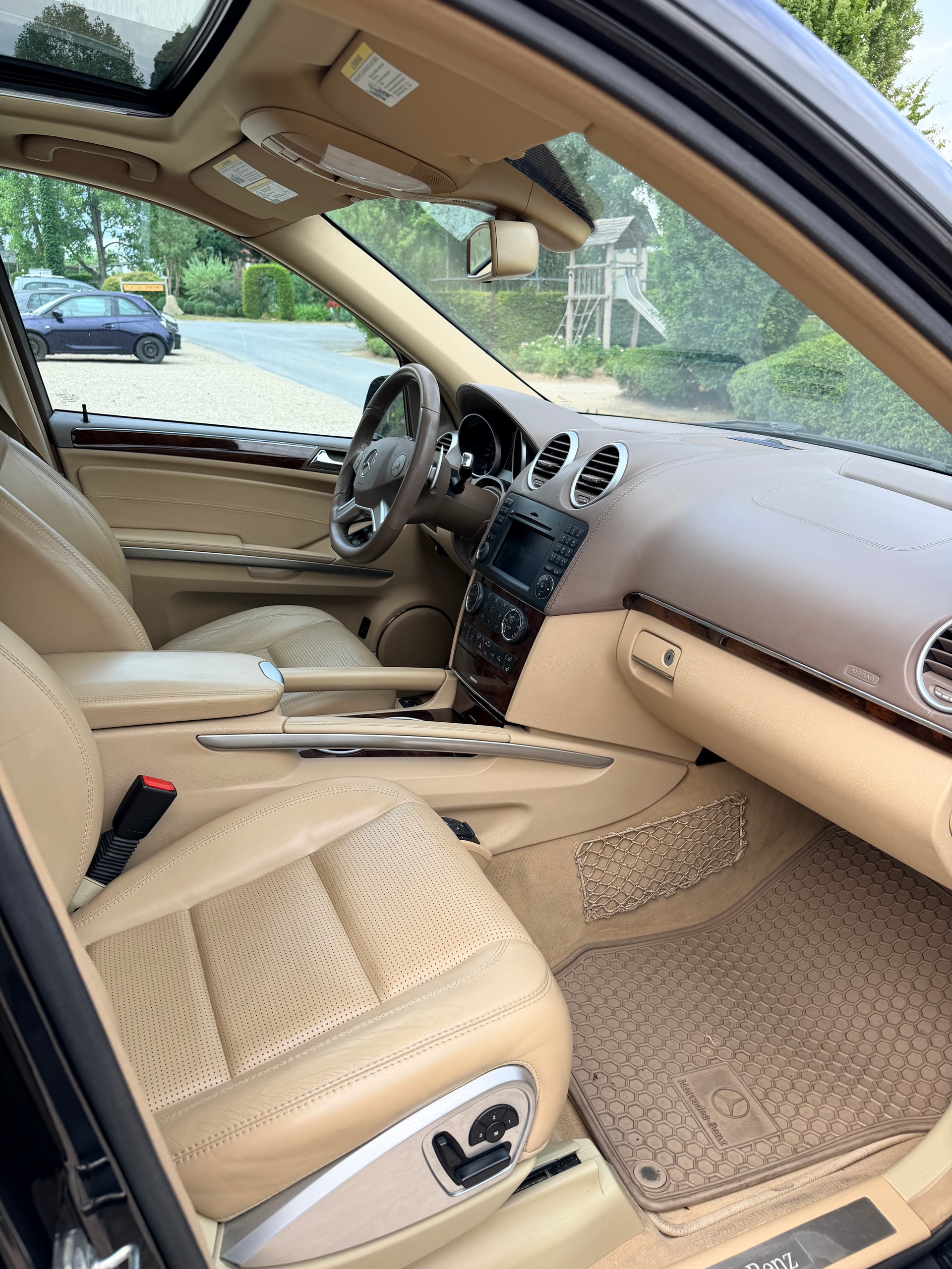 MERCEDES-BENZ ML 63 AMG 4Matic 7G-Tronic-image-6