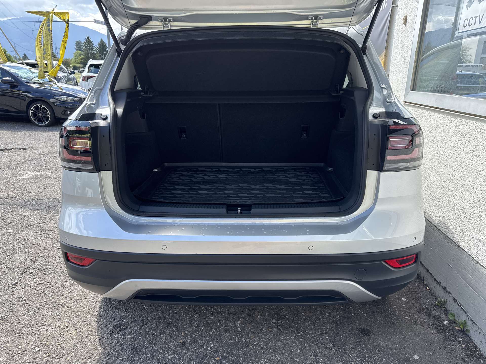 VW T-Cross 1.0 TSi Active DSG-Automat-image-8