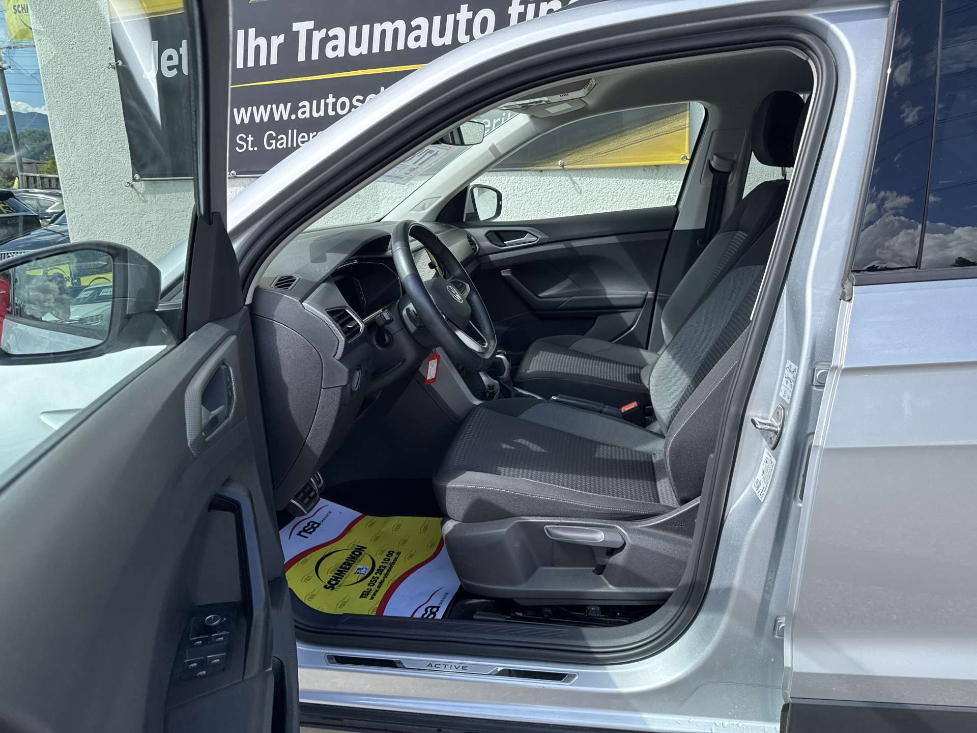 VW T-Cross 1.0 TSi Active DSG-Automat-image-6