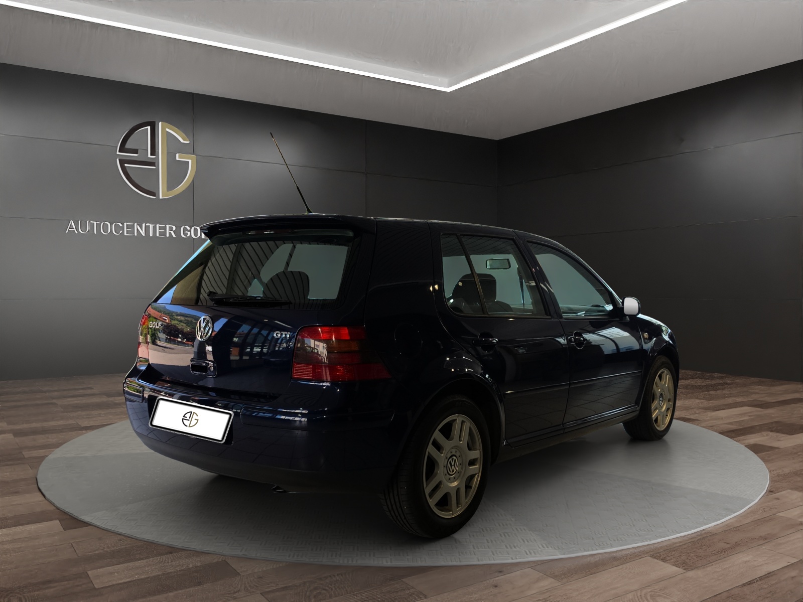 VW Golf 1.8 GTI Youngtimer-showroom-element-3