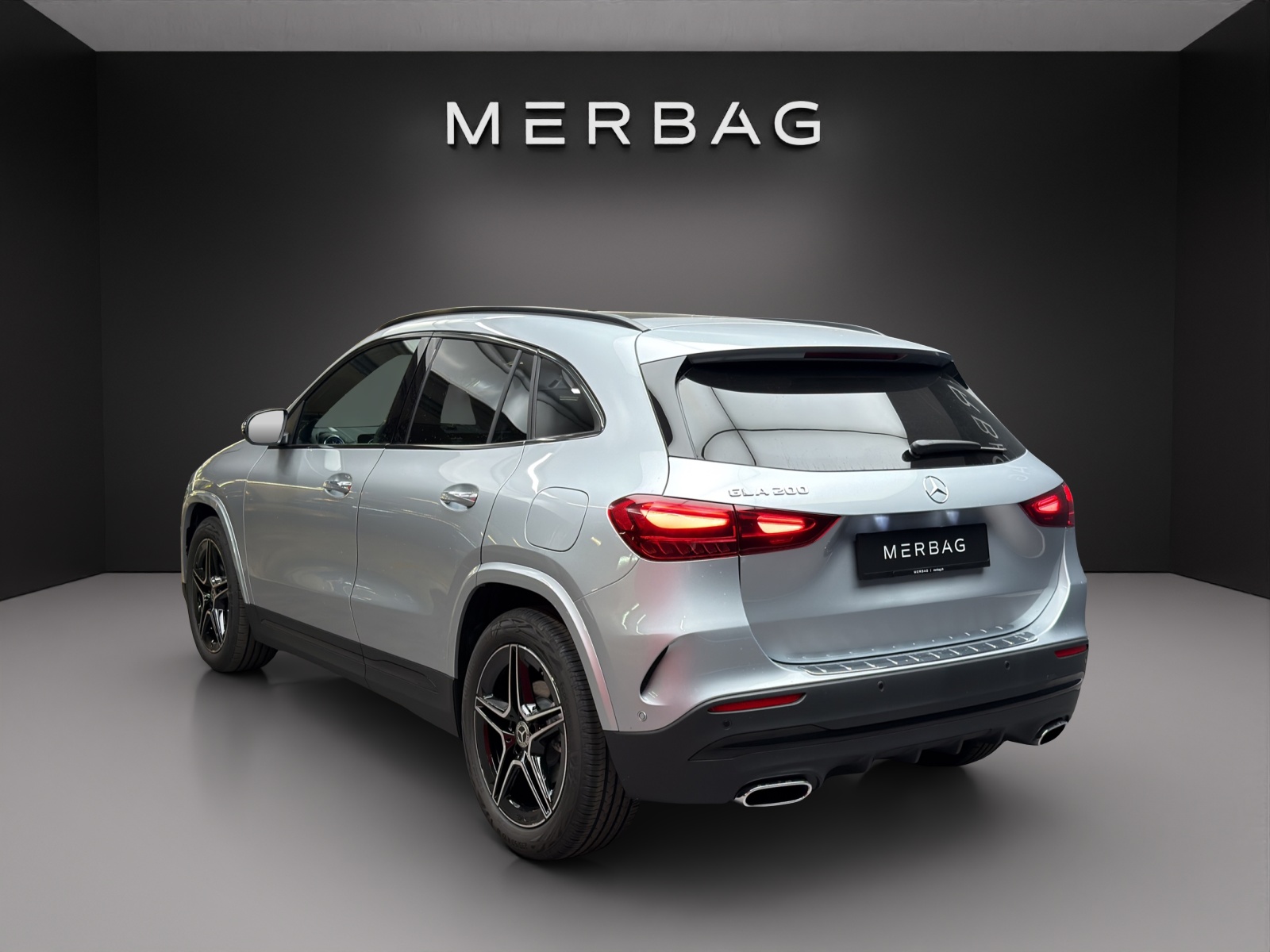 MERCEDES-BENZ GLA 200 Night Star-image-3