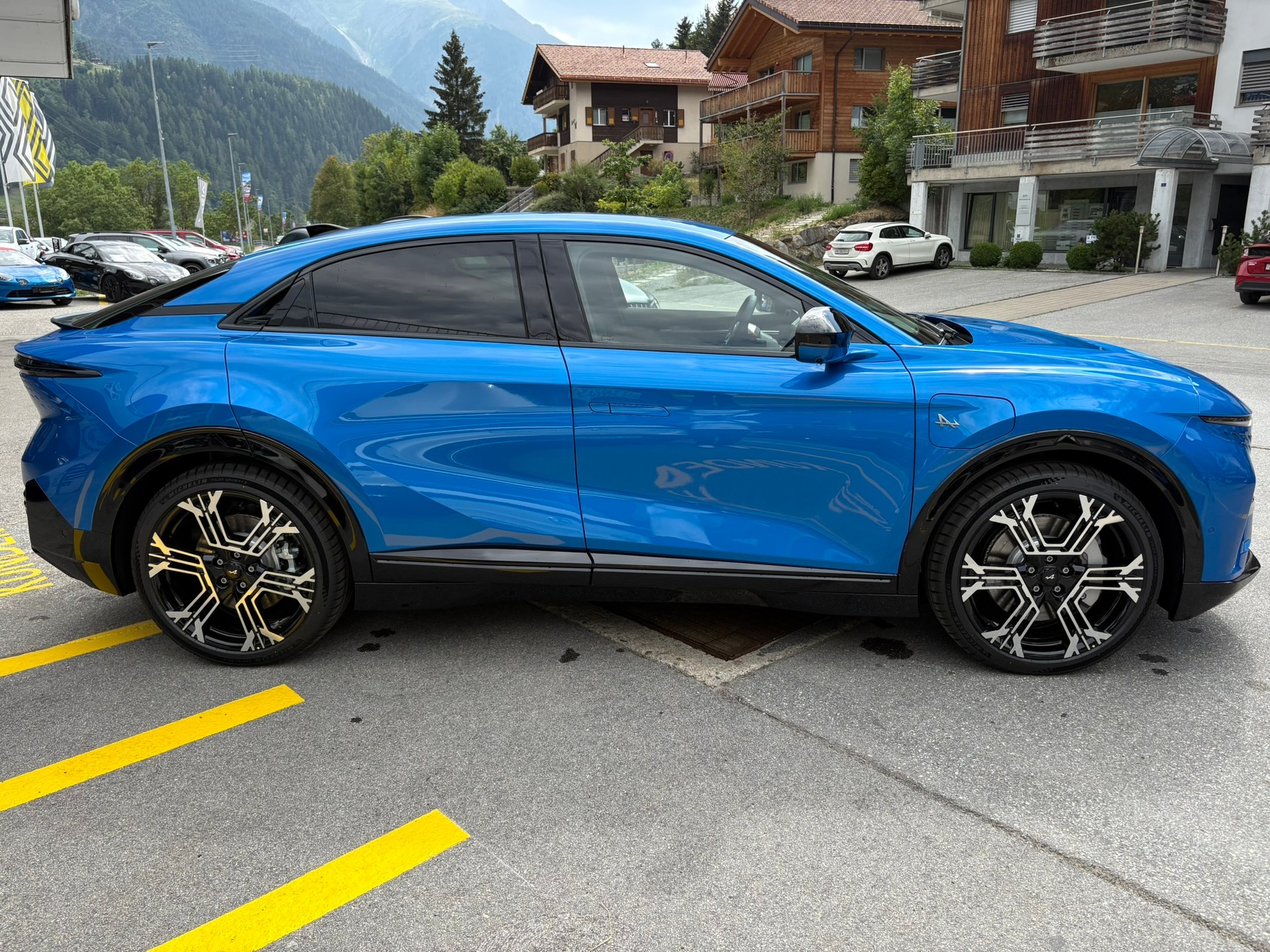 ALPINE A390 86kWh GT AWD-showroom-element-3