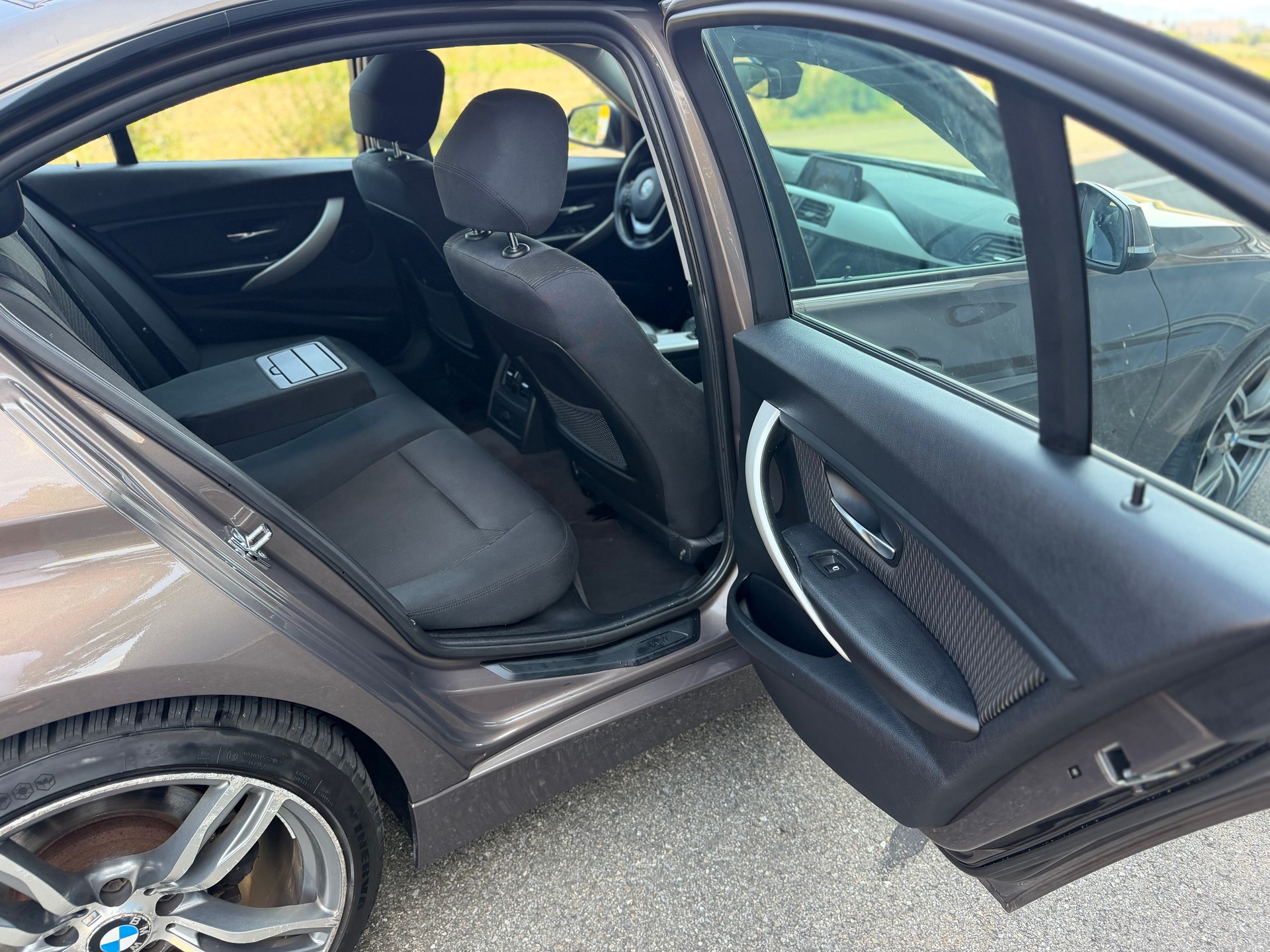 BMW 328i Steptronic-image-15