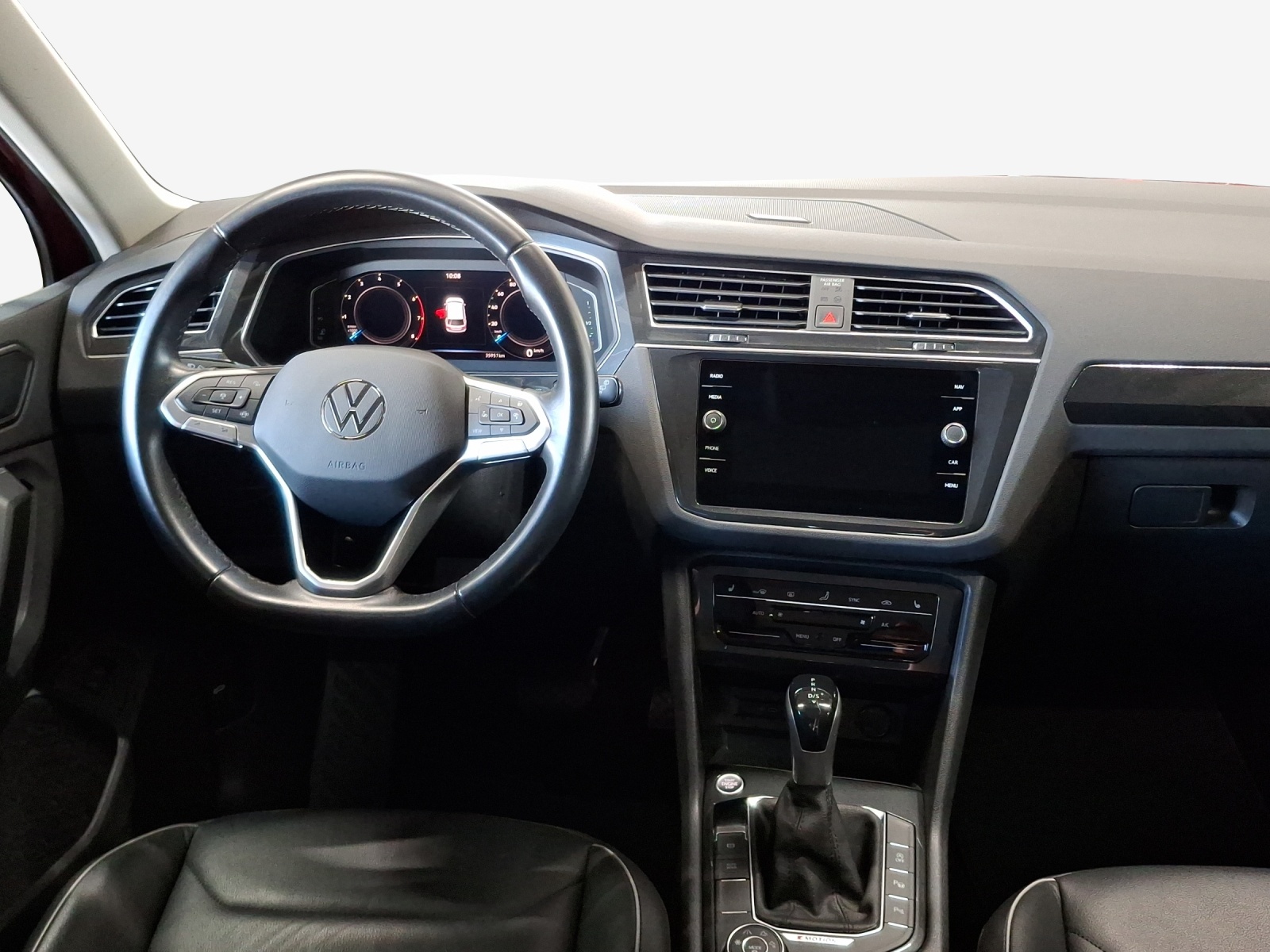 VW Tiguan 2.0TSI Elegance 4Motion DSG-image-8