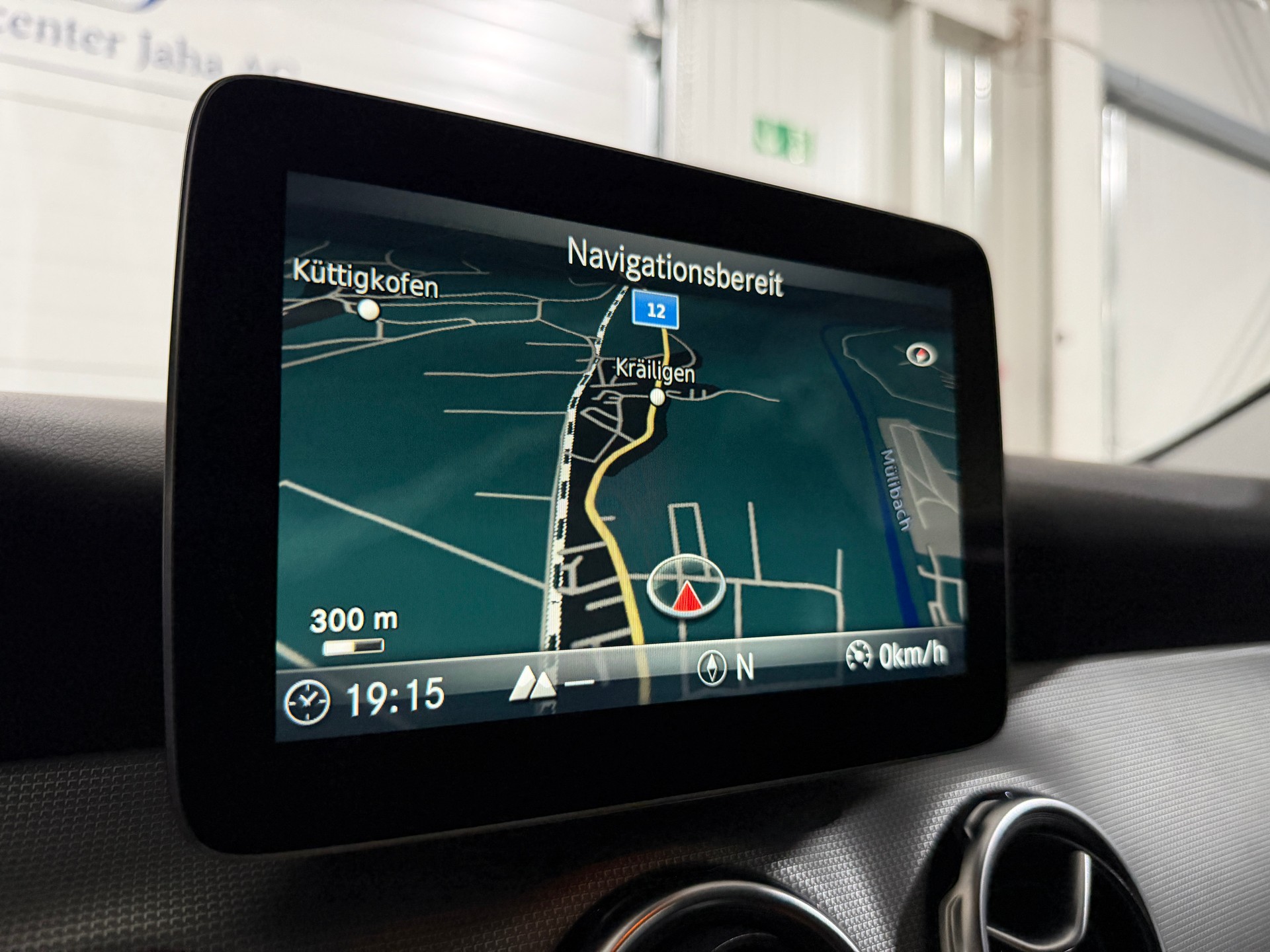 MERCEDES-BENZ GLA 200 Night Star 7G-DCT (CH)-image-9