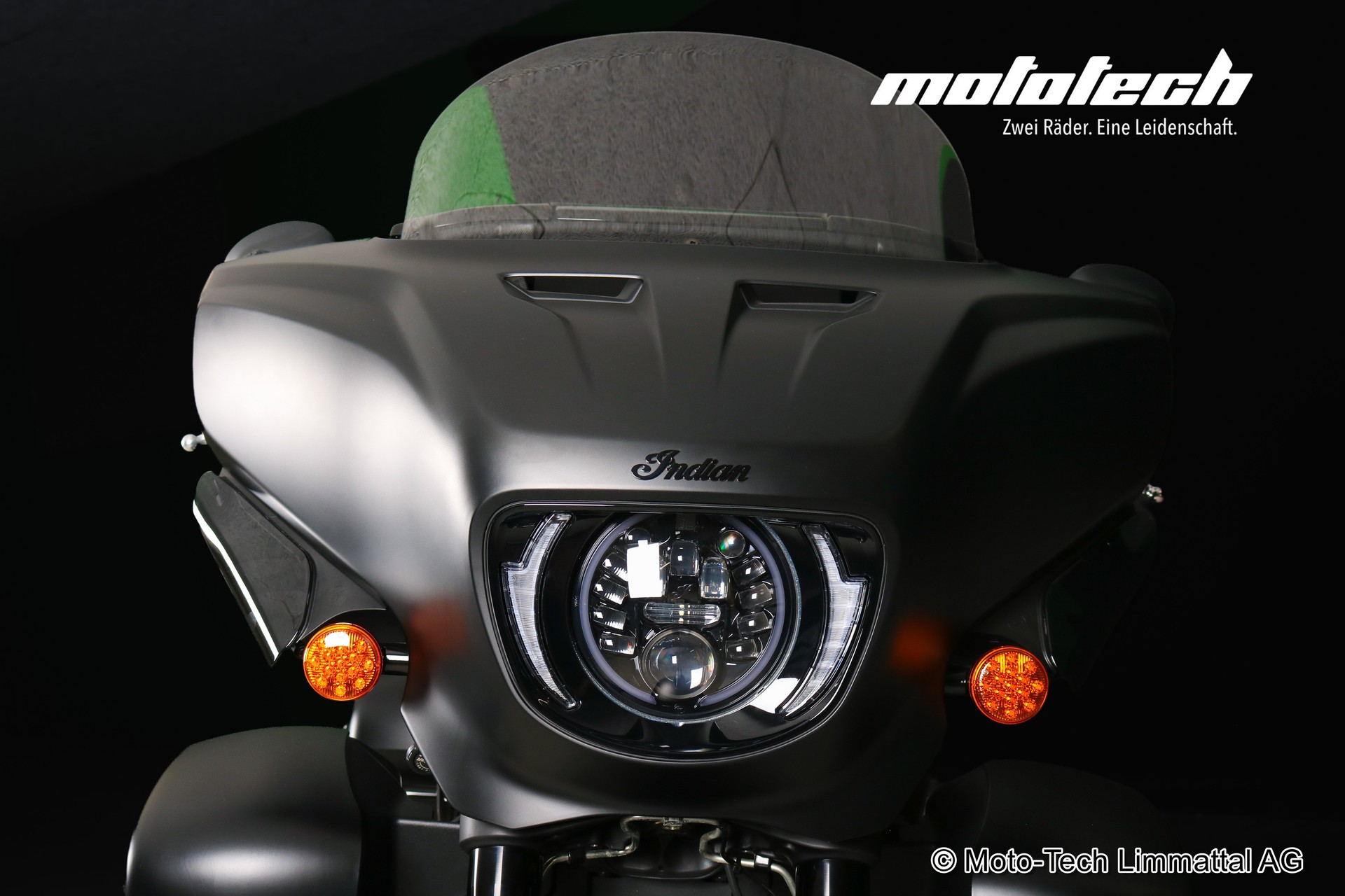 INDIAN Roadmaster Power Plus Dark Horse-image-13