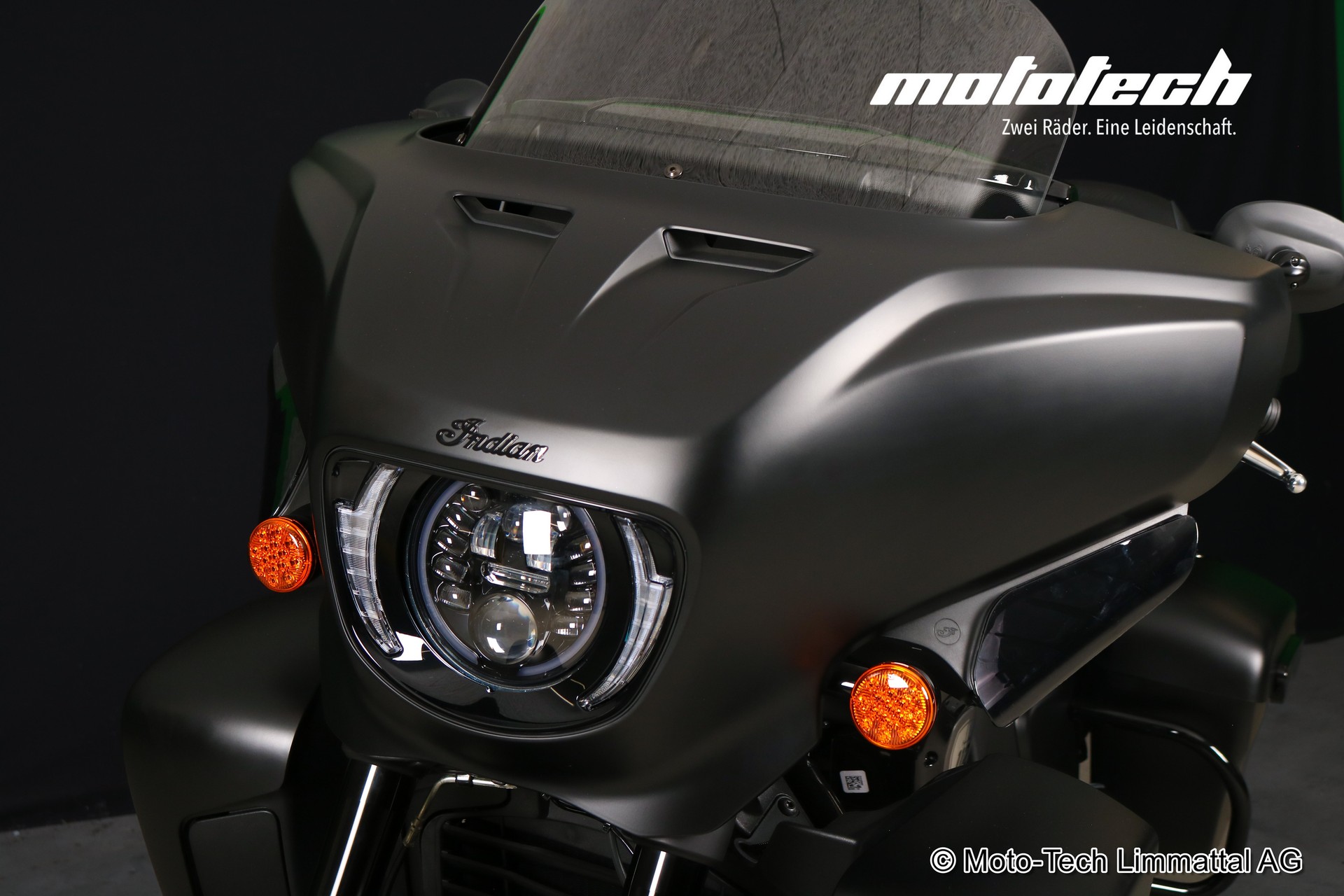 INDIAN Roadmaster Power Plus Dark Horse-image-6