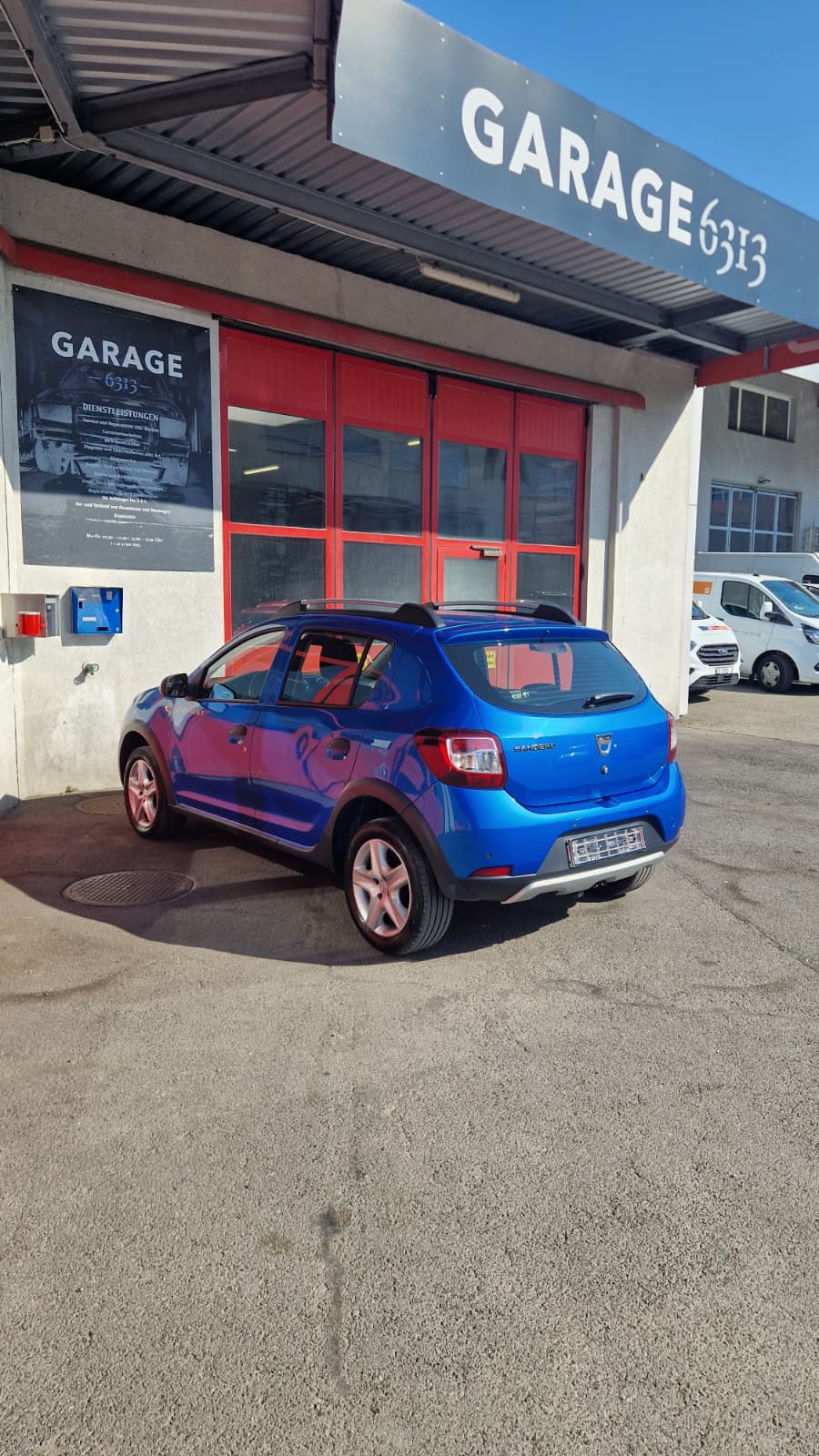 DACIA Sandero Tce 90 Stepway Lauréate Automatic-image-4
