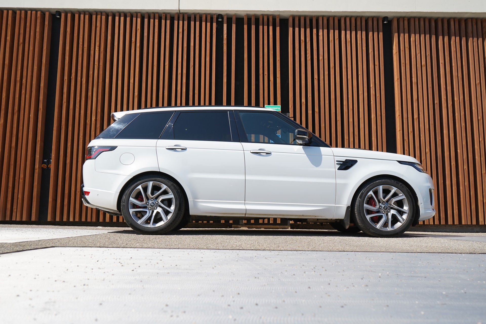 LAND ROVER RANGE ROVER SPORT 4.4 SDV8 AUTOBIOGRAPHY DYNAMIC AUTOMATIC BLACK l 340 PS