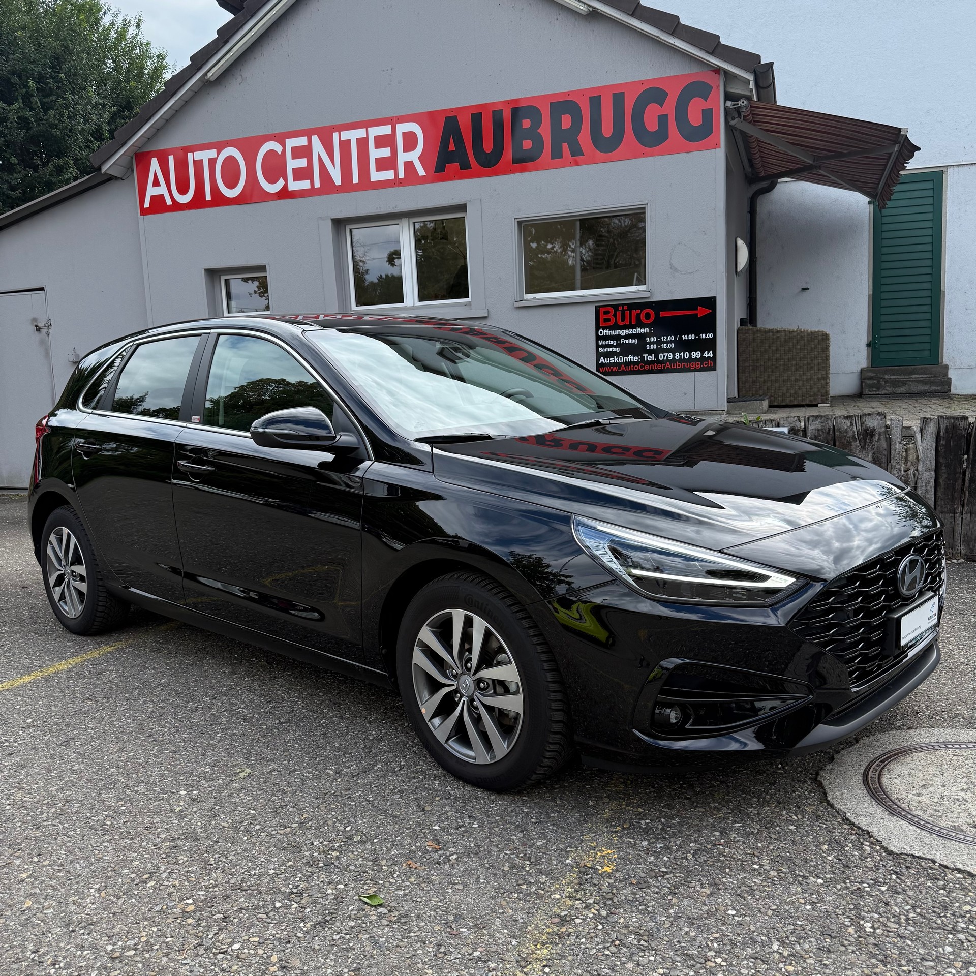 HYUNDAI i30 1.5 T-GDi Vertex 48V MH DCT *CH-FAHRZEUG*-image-8
