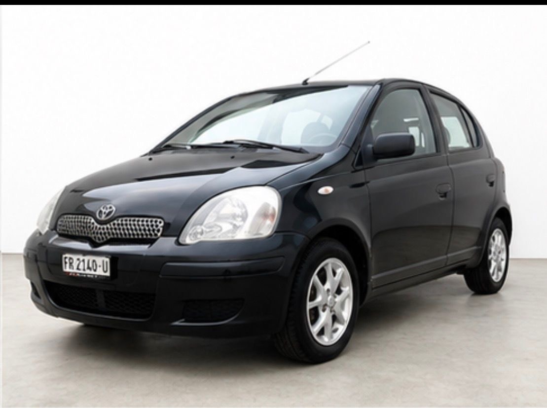 TOYOTA Yaris 1.3 Linea Sol