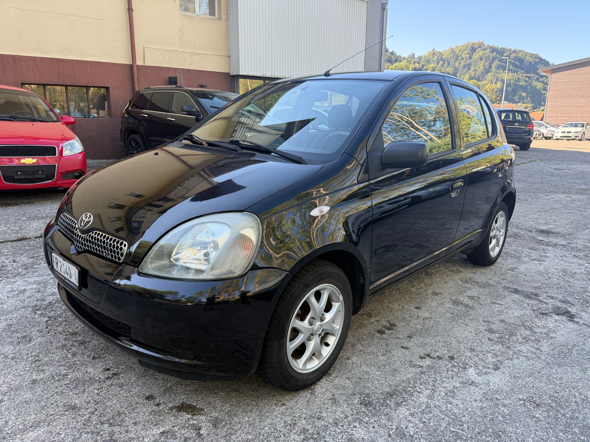 TOYOTA Yaris 1.3 Linea Sol