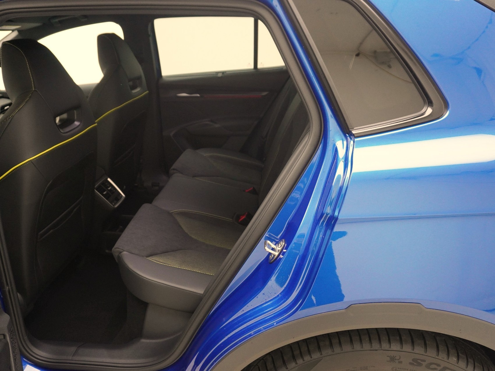 SKODA Elroq RS 4x4 Maxx-image-15