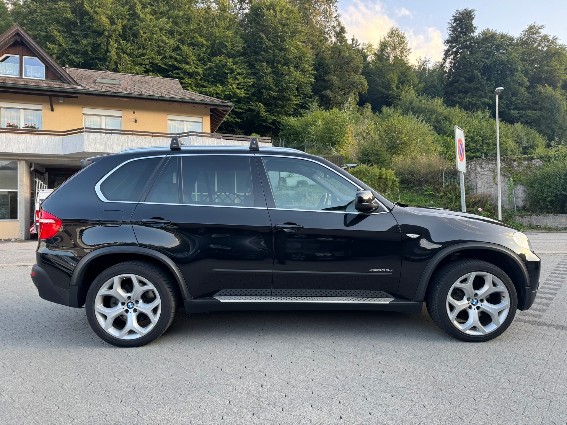 BMW X5 xDrive 35d (3.0sd) Steptronic-showroom-element-3