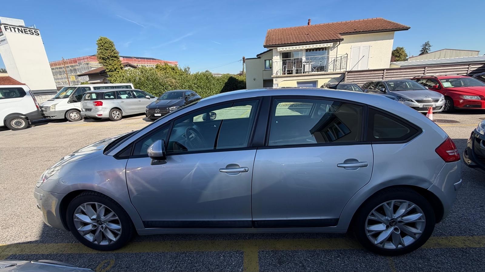 CITROEN C4 Berline 1.6i 16V VTR - Véhicule 1ère main - Nouvelle Expertise & Grand Service Fait : 09.10.2026 - Distribution par Chaîne.-image-4