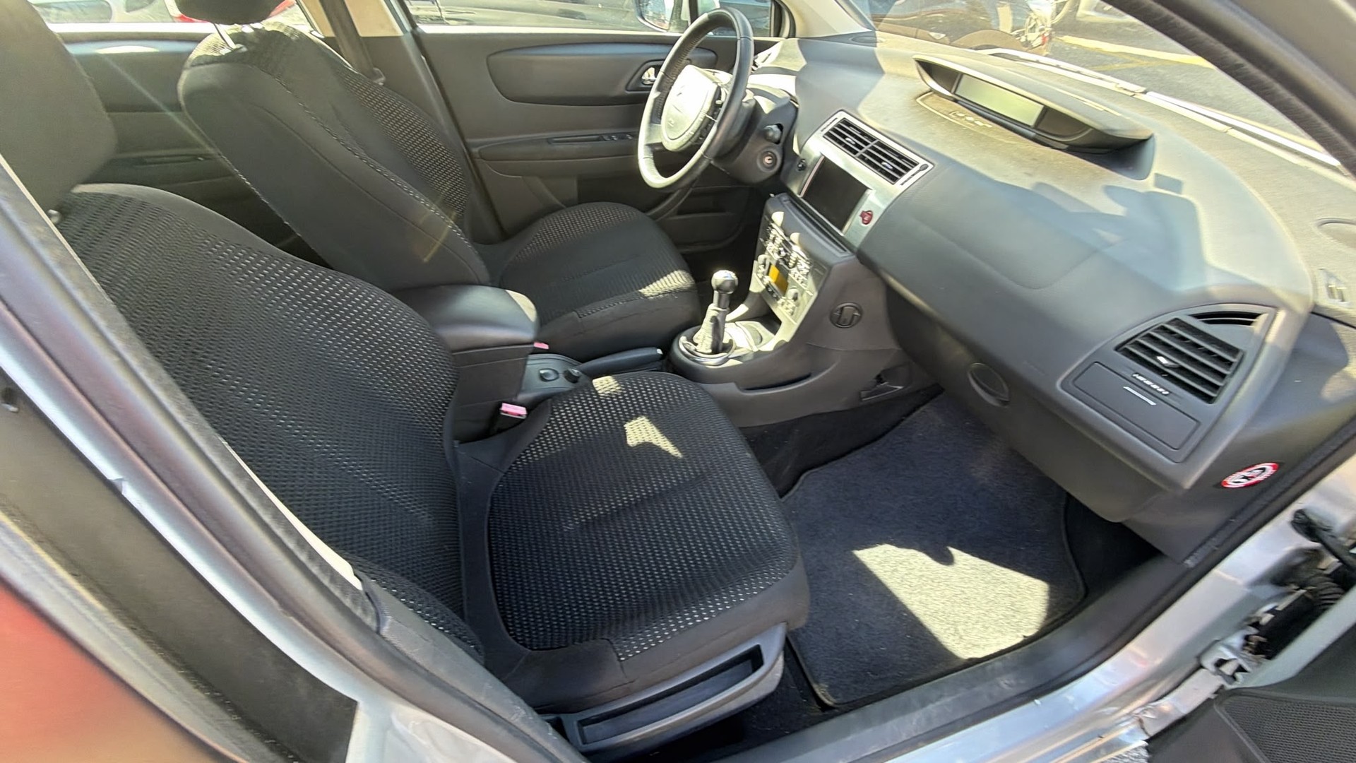 CITROEN C4 Berline 1.6i 16V VTR - Véhicule 1ère main - Nouvelle Expertise & Grand Service Fait : 09.10.2026 - Distribution par Chaîne.-image-15