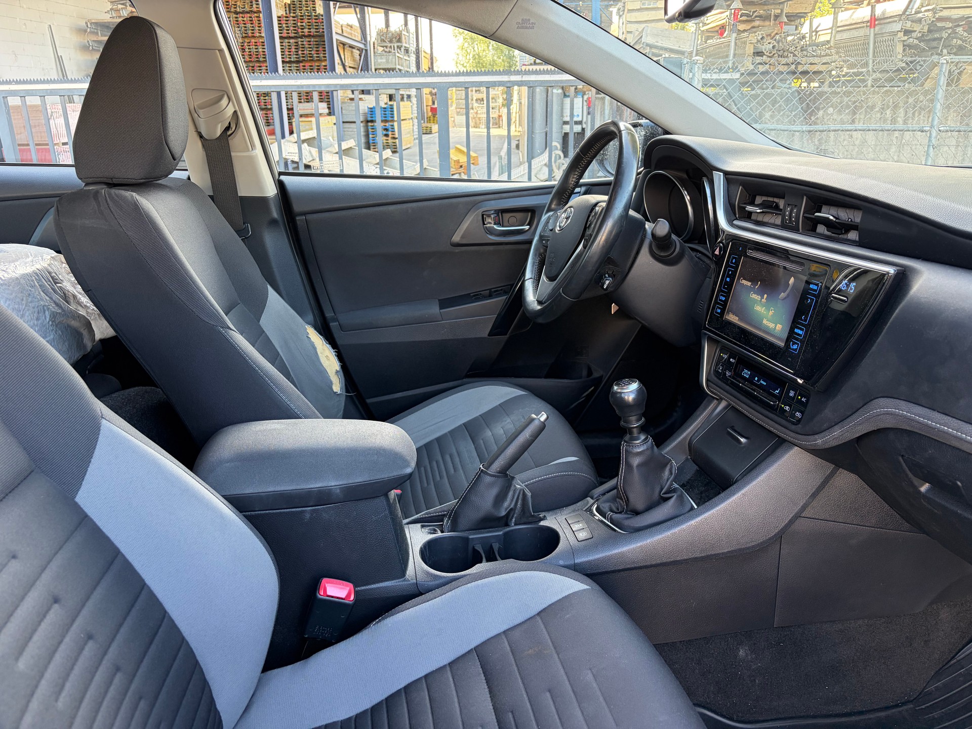 TOYOTA Auris 1.2 Turbo Trend-image-9
