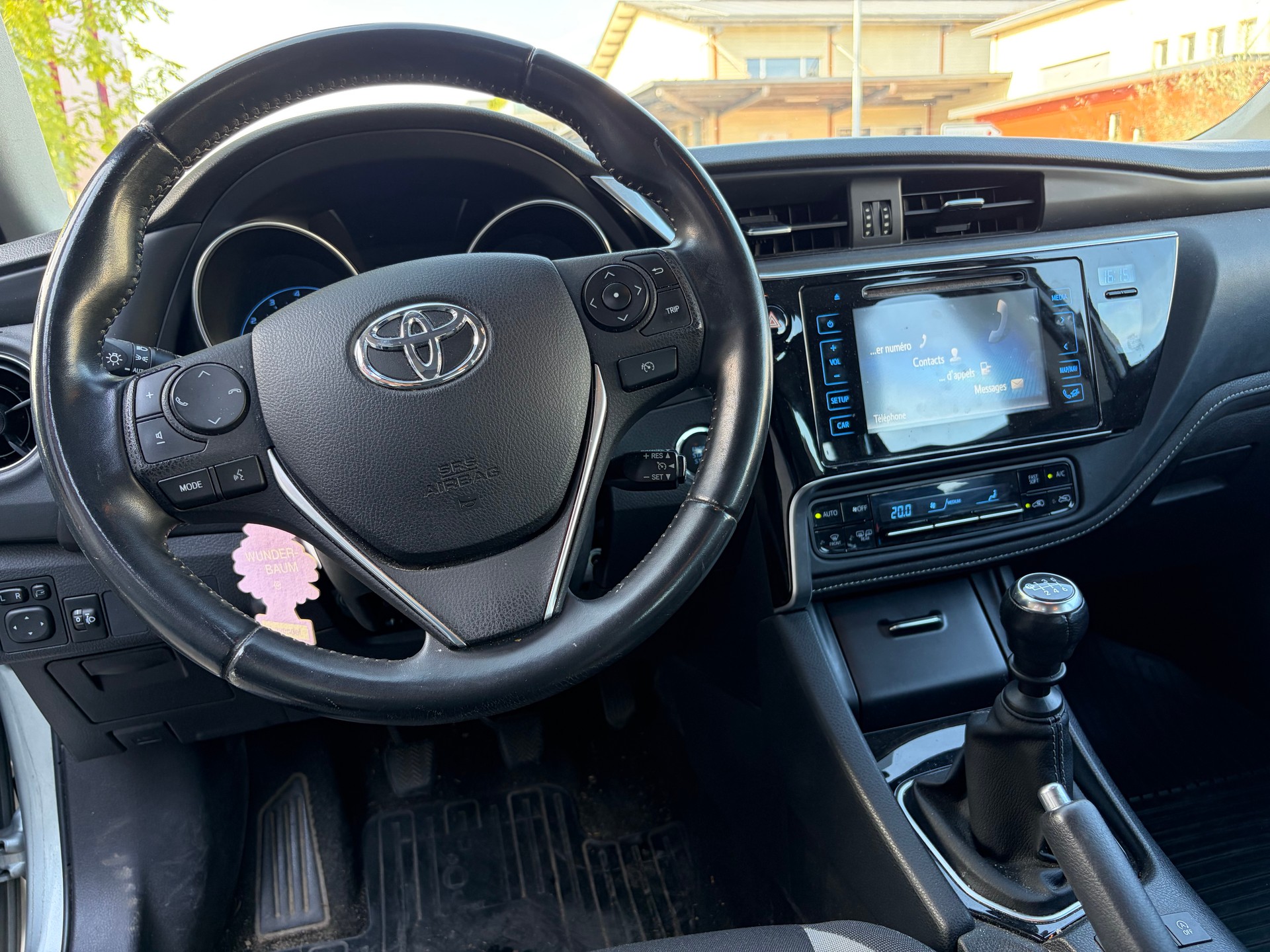 TOYOTA Auris 1.2 Turbo Trend-image-8