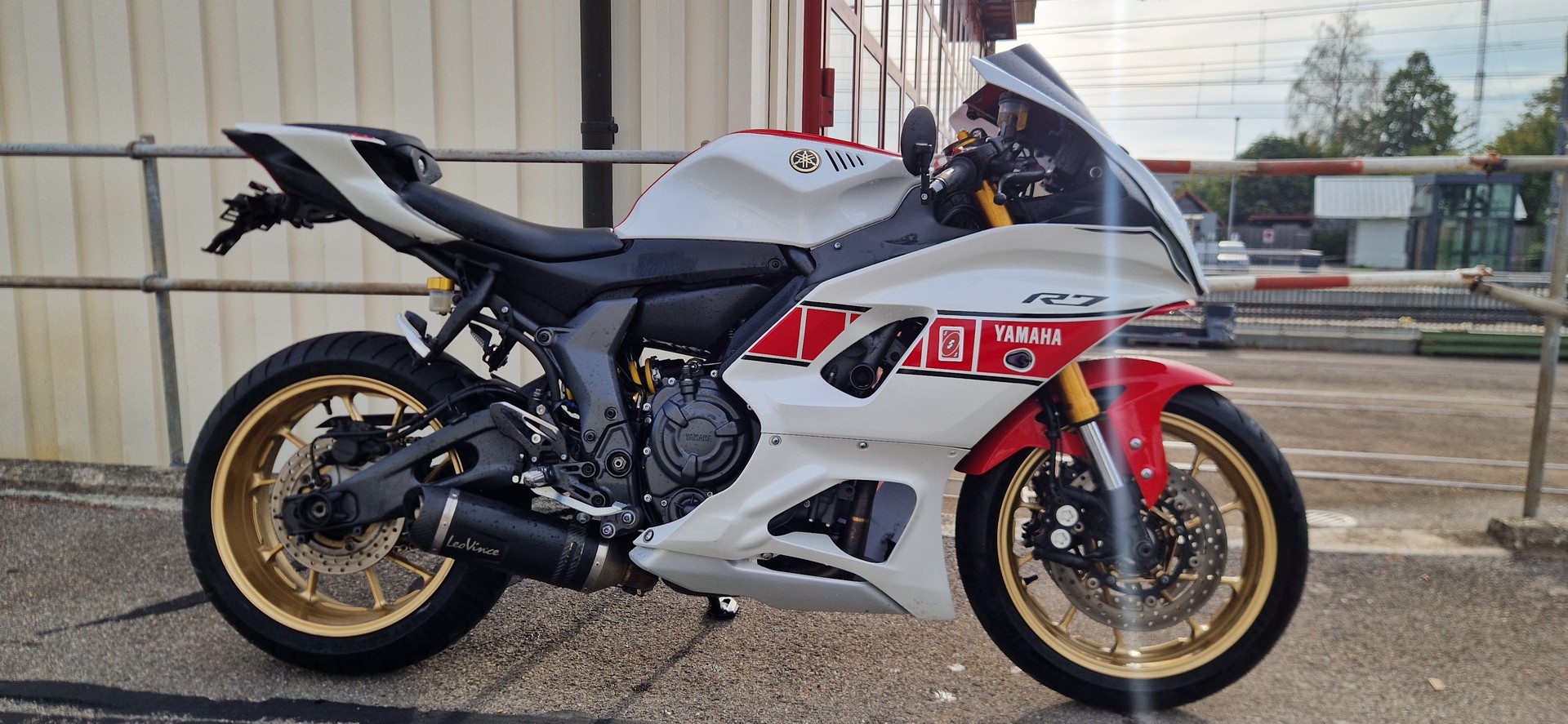 YAMAHA YZF-R7 World GP 60th (35kW)-image-0