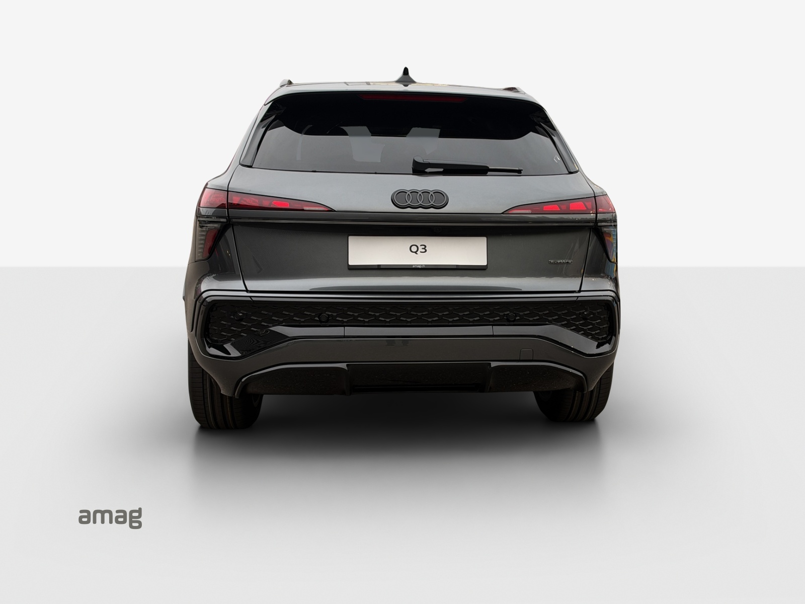 AUDI Q3 SUV TFSI quattro 195 kW S tronic-showroom-element-3