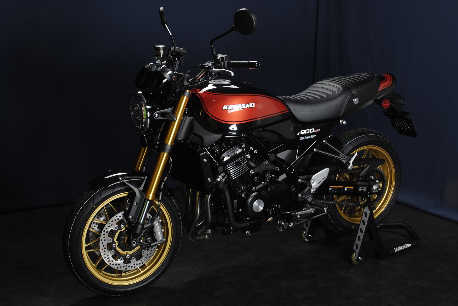 KAWASAKI Z 900 RS SE MY27-image-11