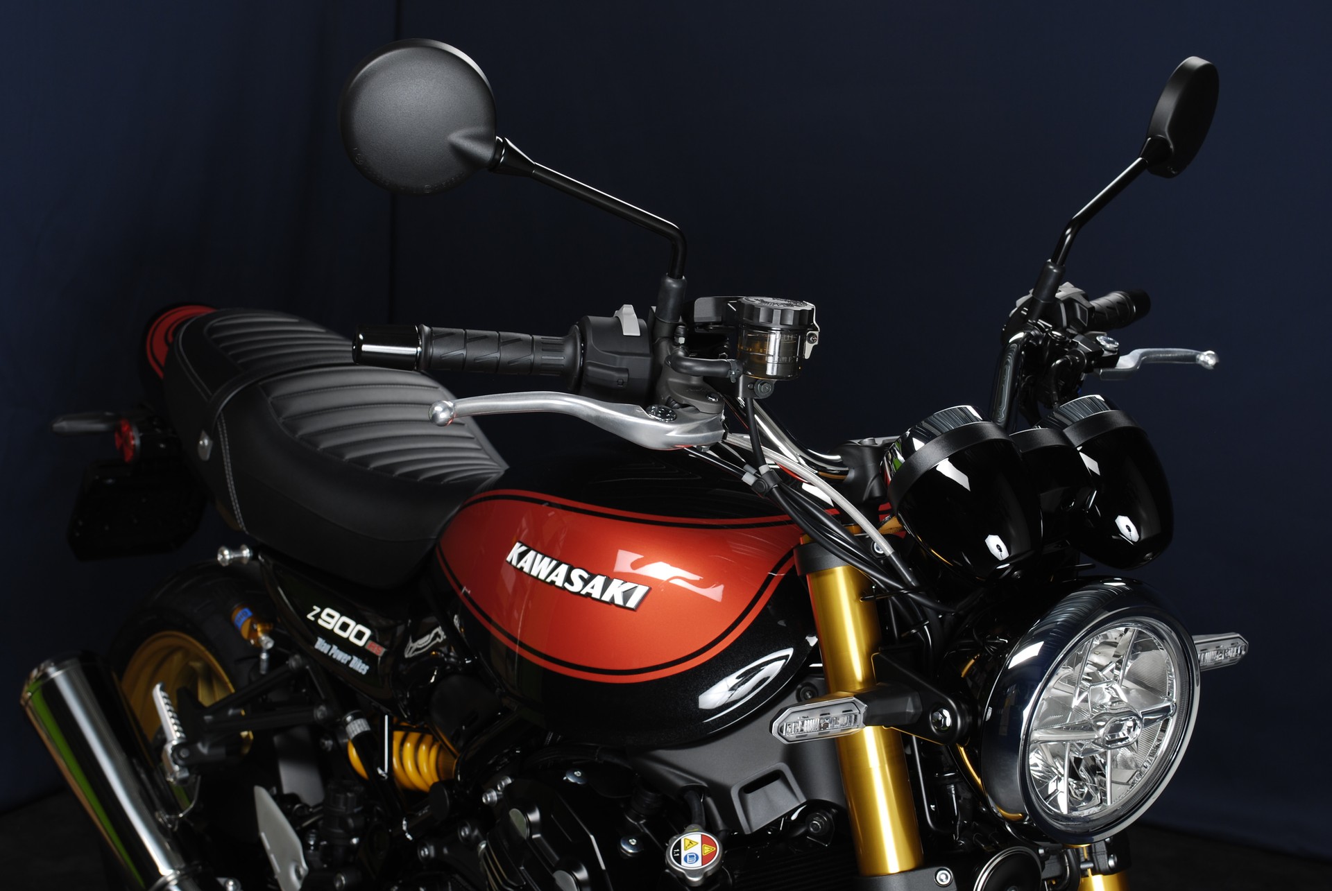 KAWASAKI Z 900 RS SE MY27-image-4