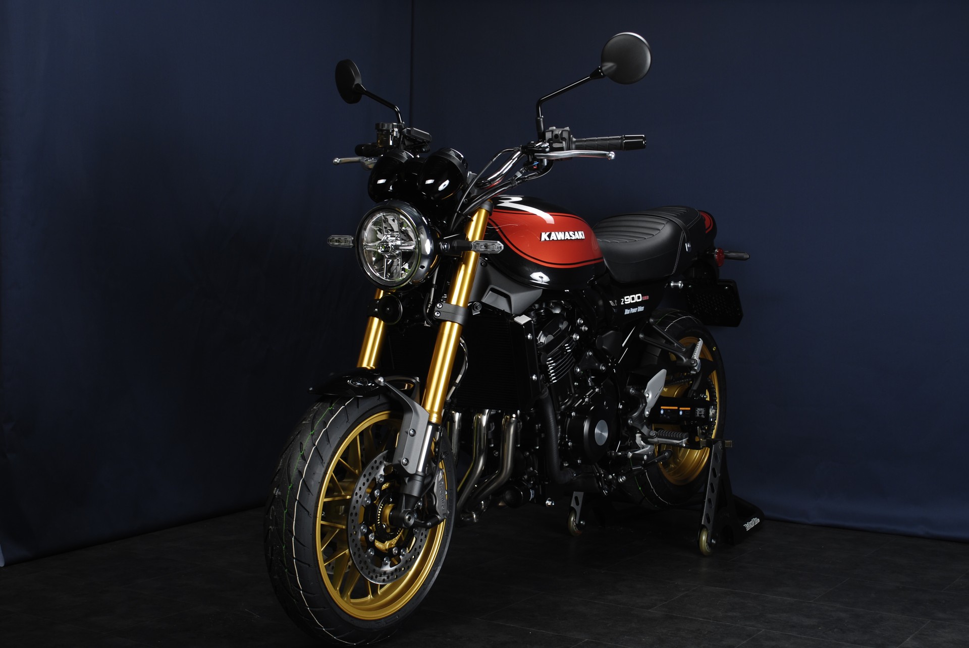 KAWASAKI Z 900 RS SE MY27-image-8