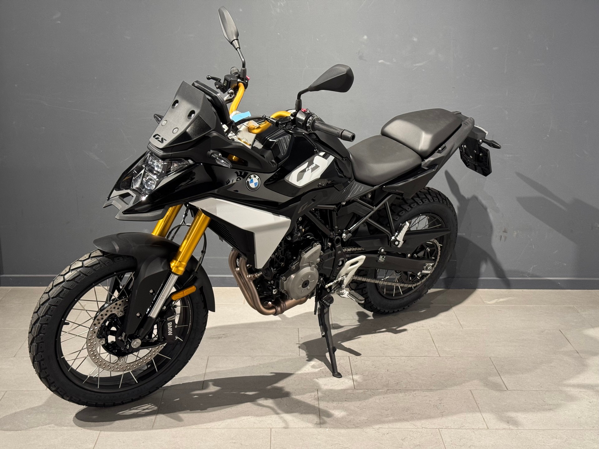BMW F 450 GS-image-2