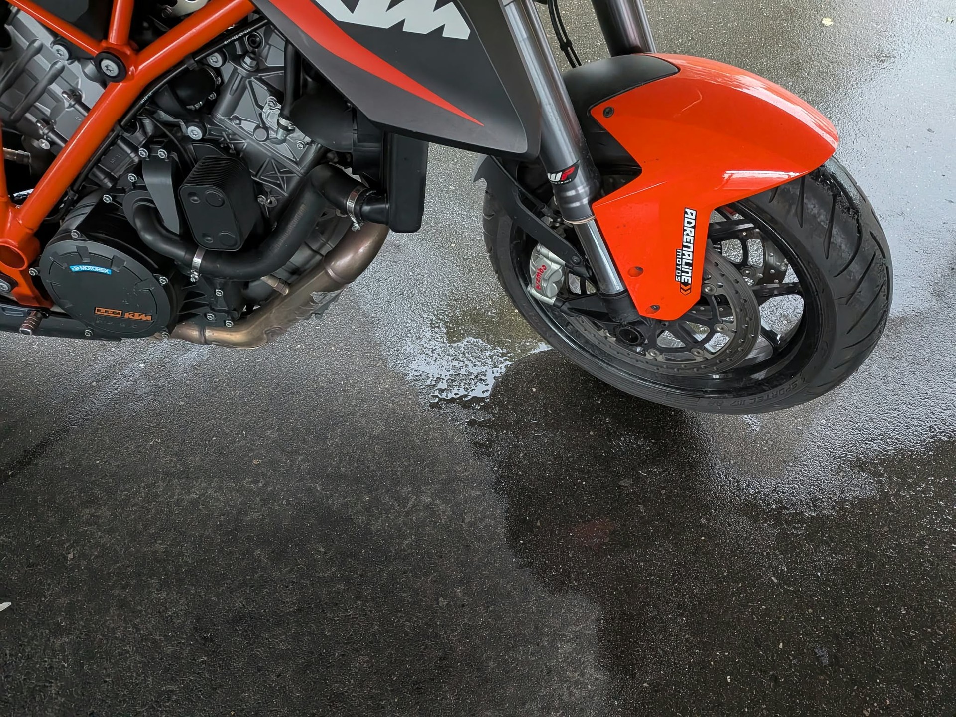 KTM 1290 Super Duke R-image-4
