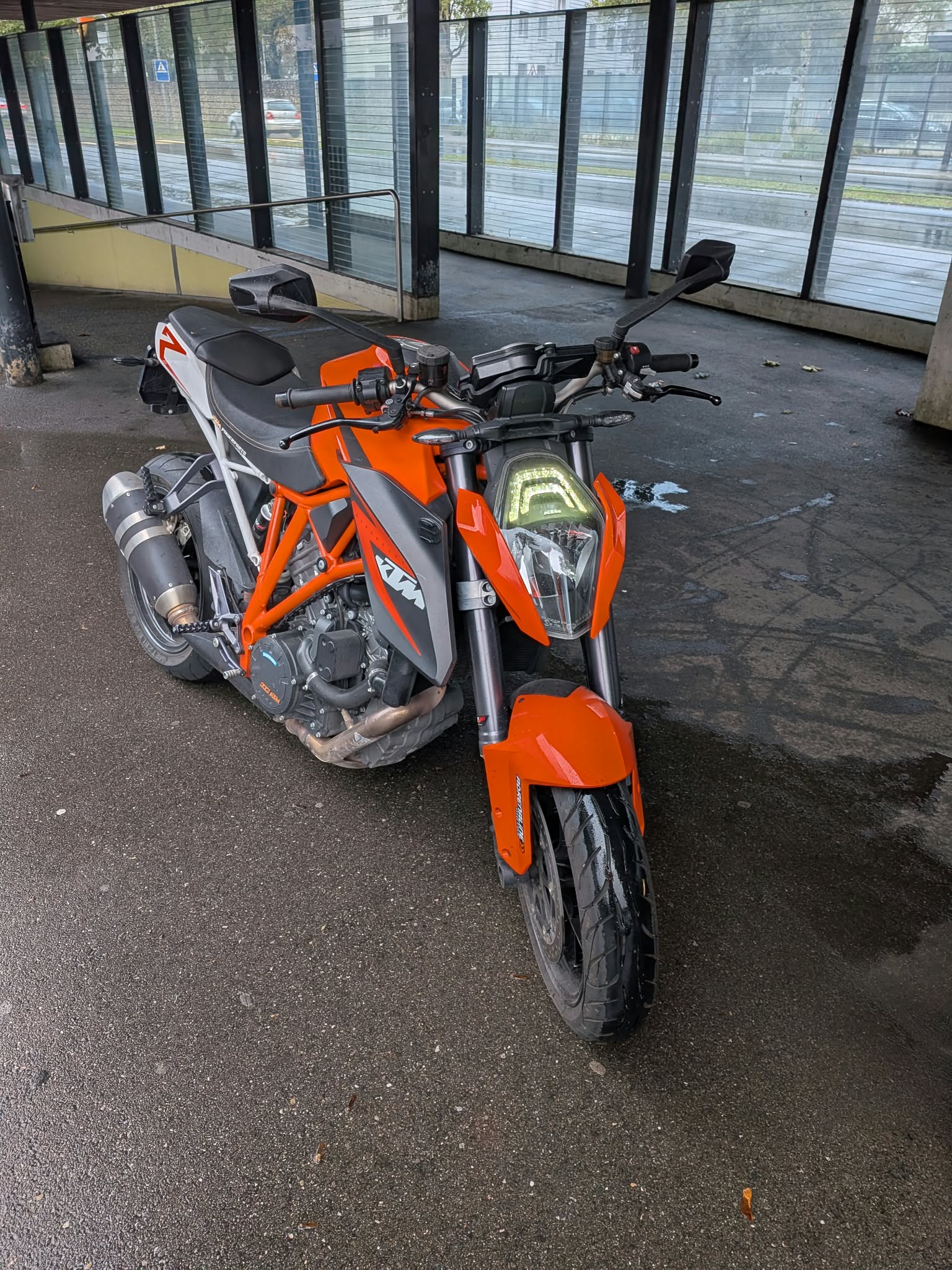 KTM 1290 Super Duke R-image-5