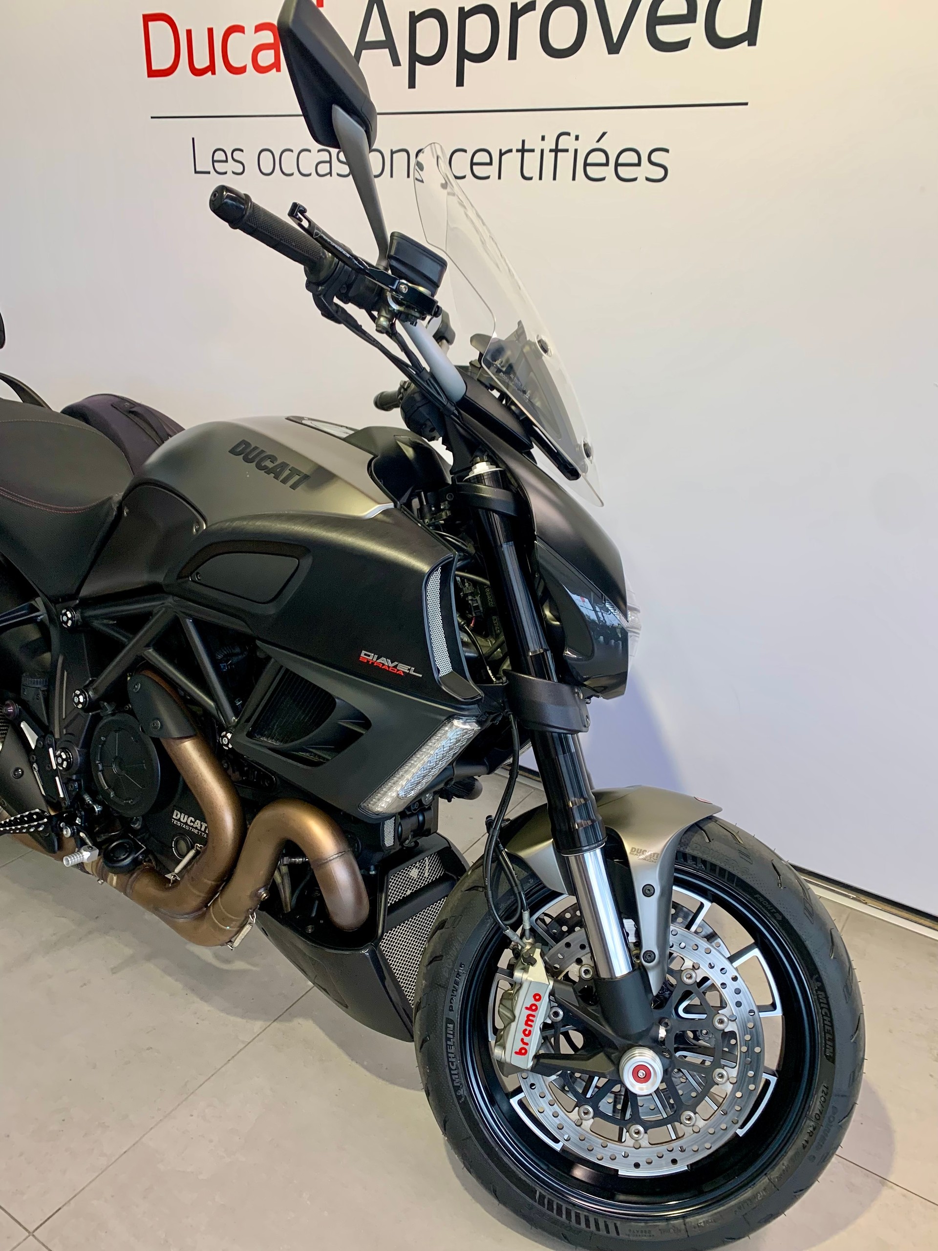 DUCATI Diavel 1200 Strada-image-3
