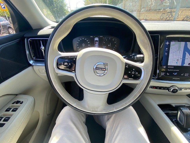 VOLVO V60 B3 Benzin Mild Hybrid Momentum Geartronic-image-15