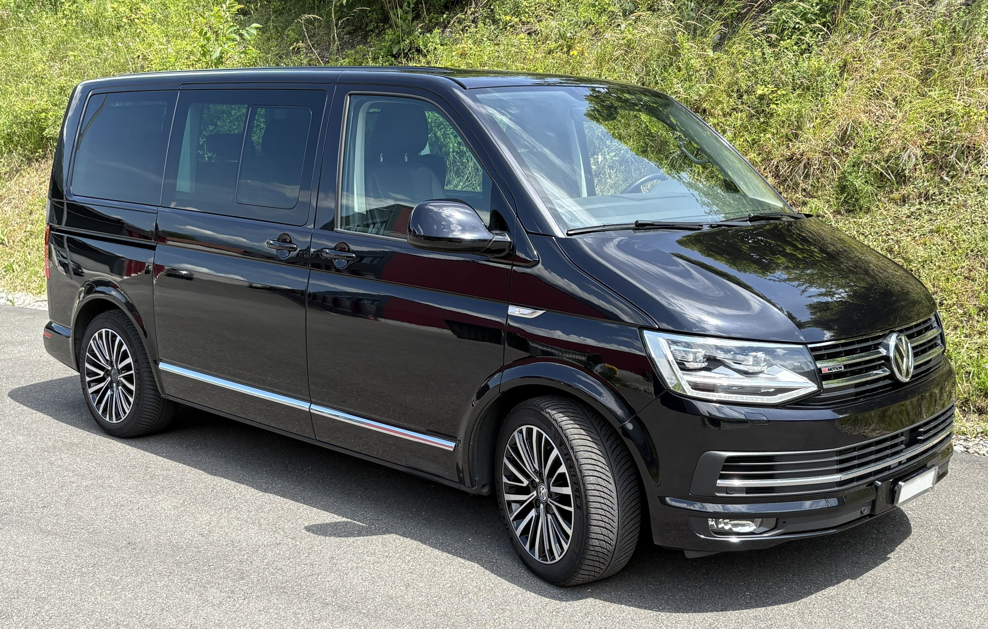 VW T6 Multivan 2.0 Bi-TDI Highline Liberty 4Motion-image-3