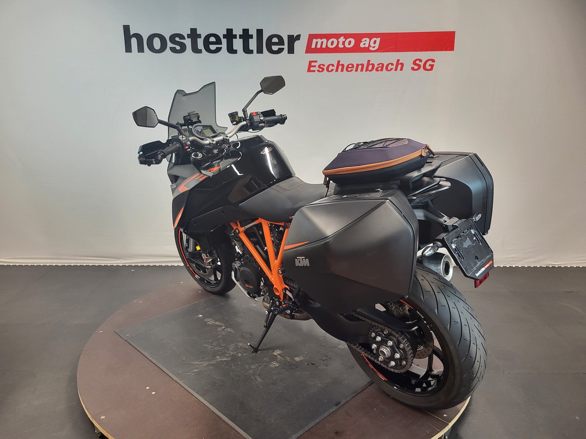 KTM 1290 Super Duke GT-image-3