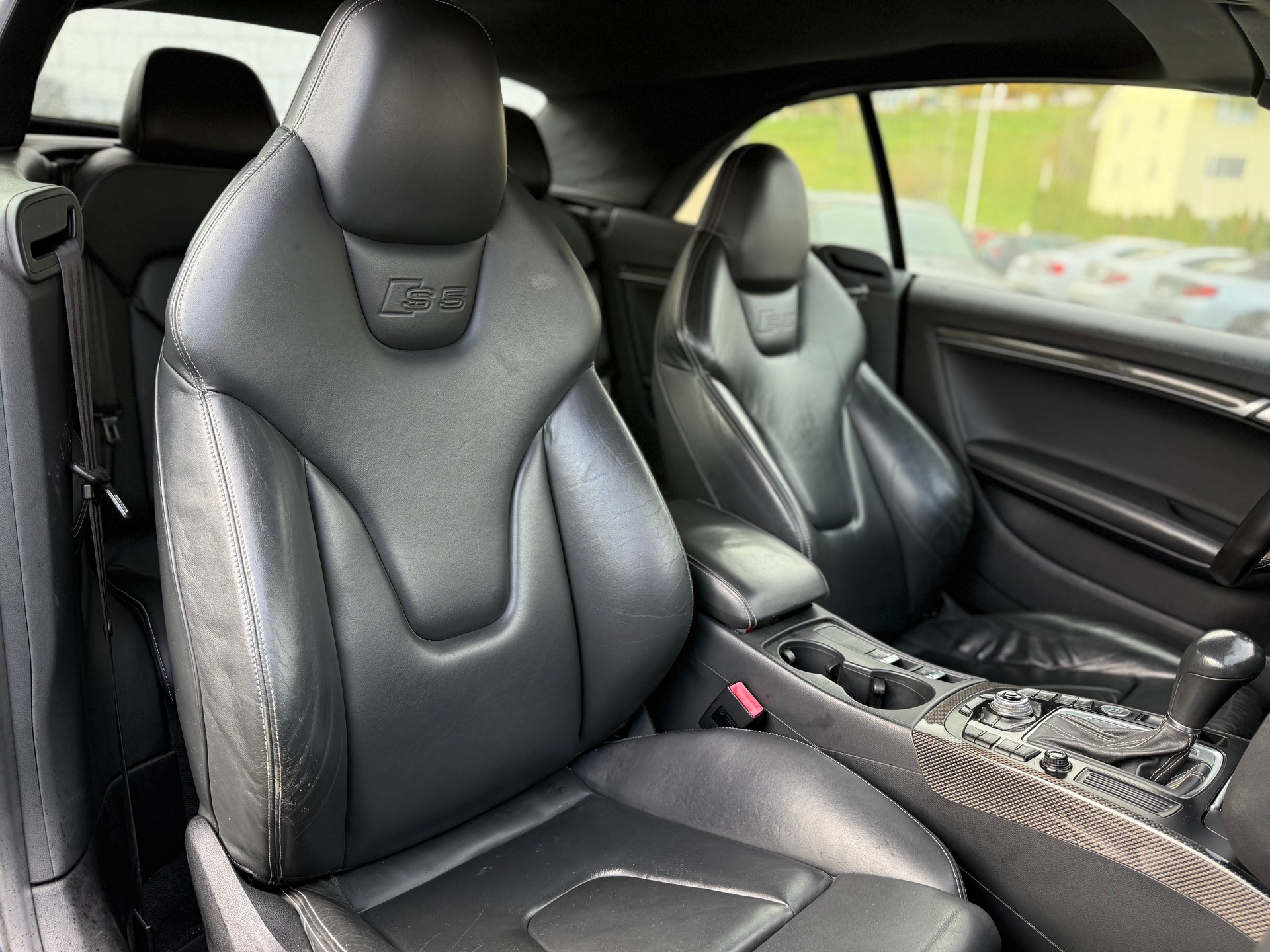AUDI S5 Cabrio 3.0 TFSI quattro S-tronic-image-11