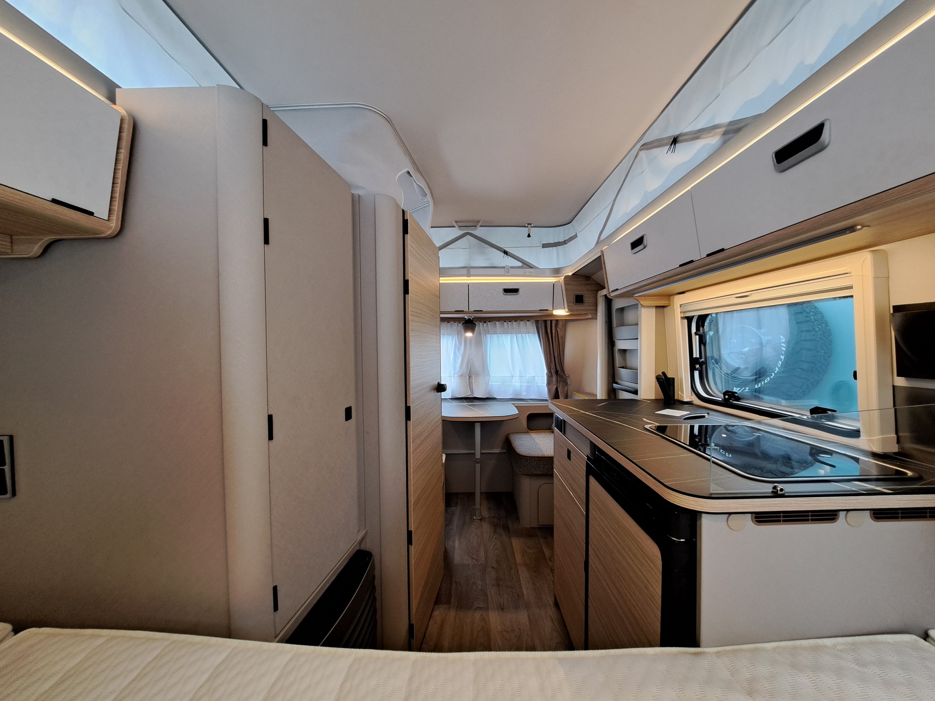 ERIBA Touring 430-image-10