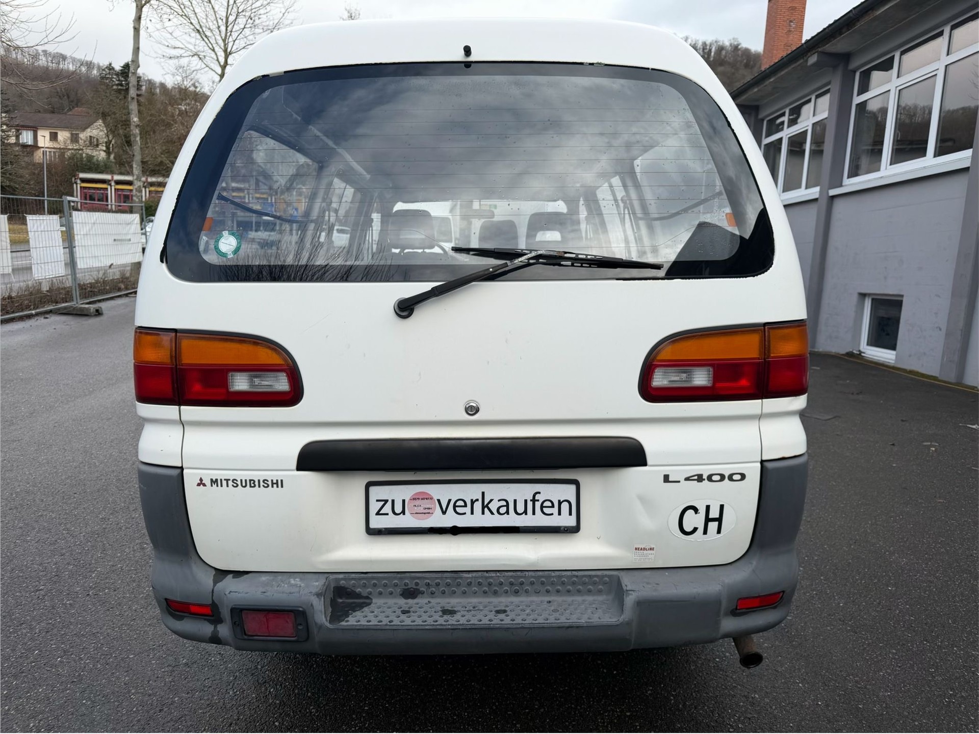MITSUBISHI L 400-image-4