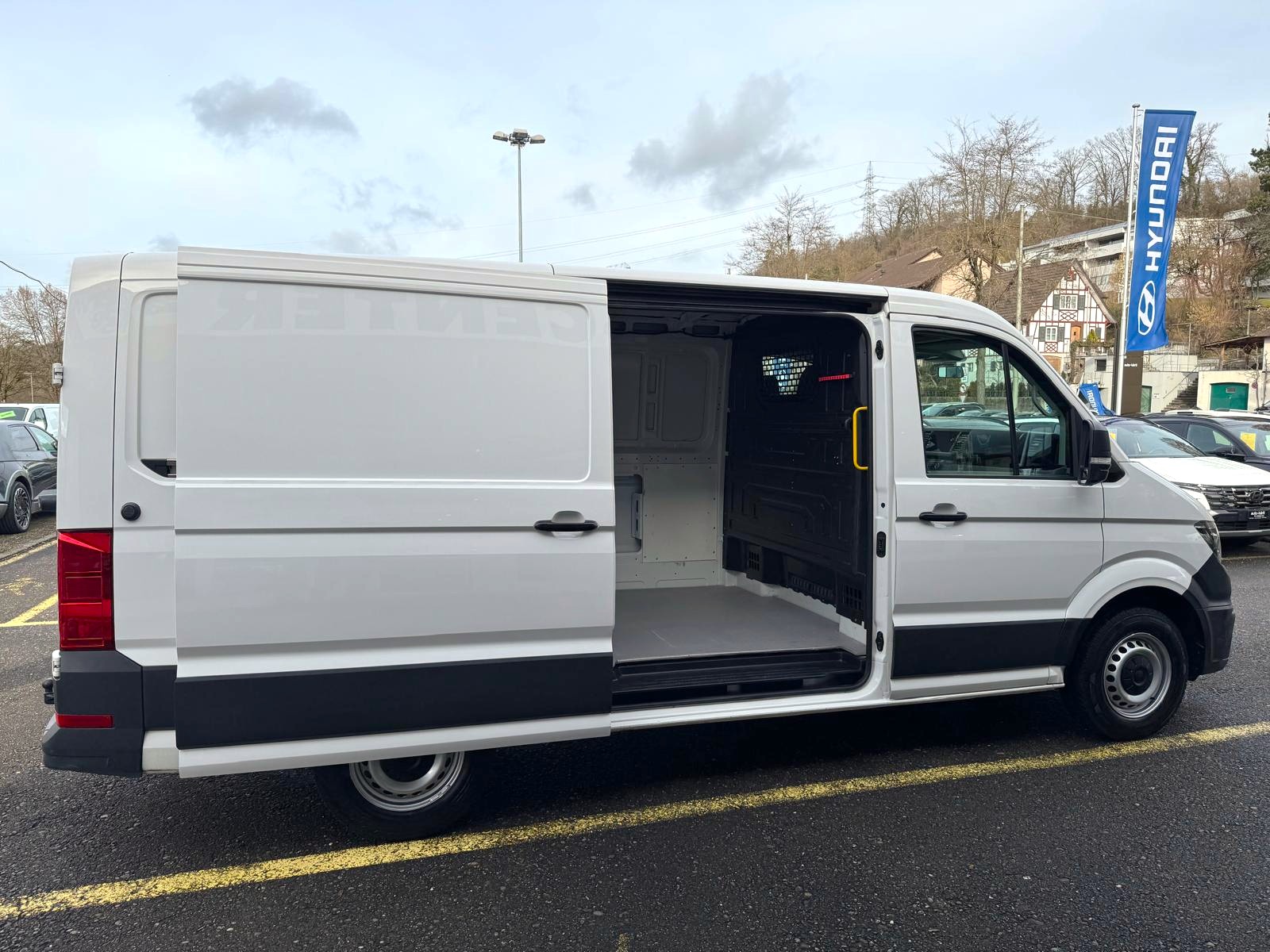 VW Crafter 35 2.0 TDI L3-image-6