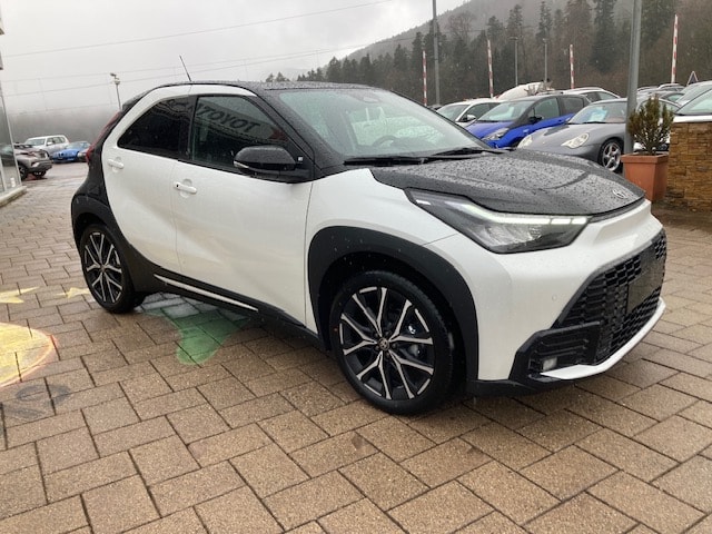 TOYOTA Aygo X 1.5 GR Sport e-CVT-image-2