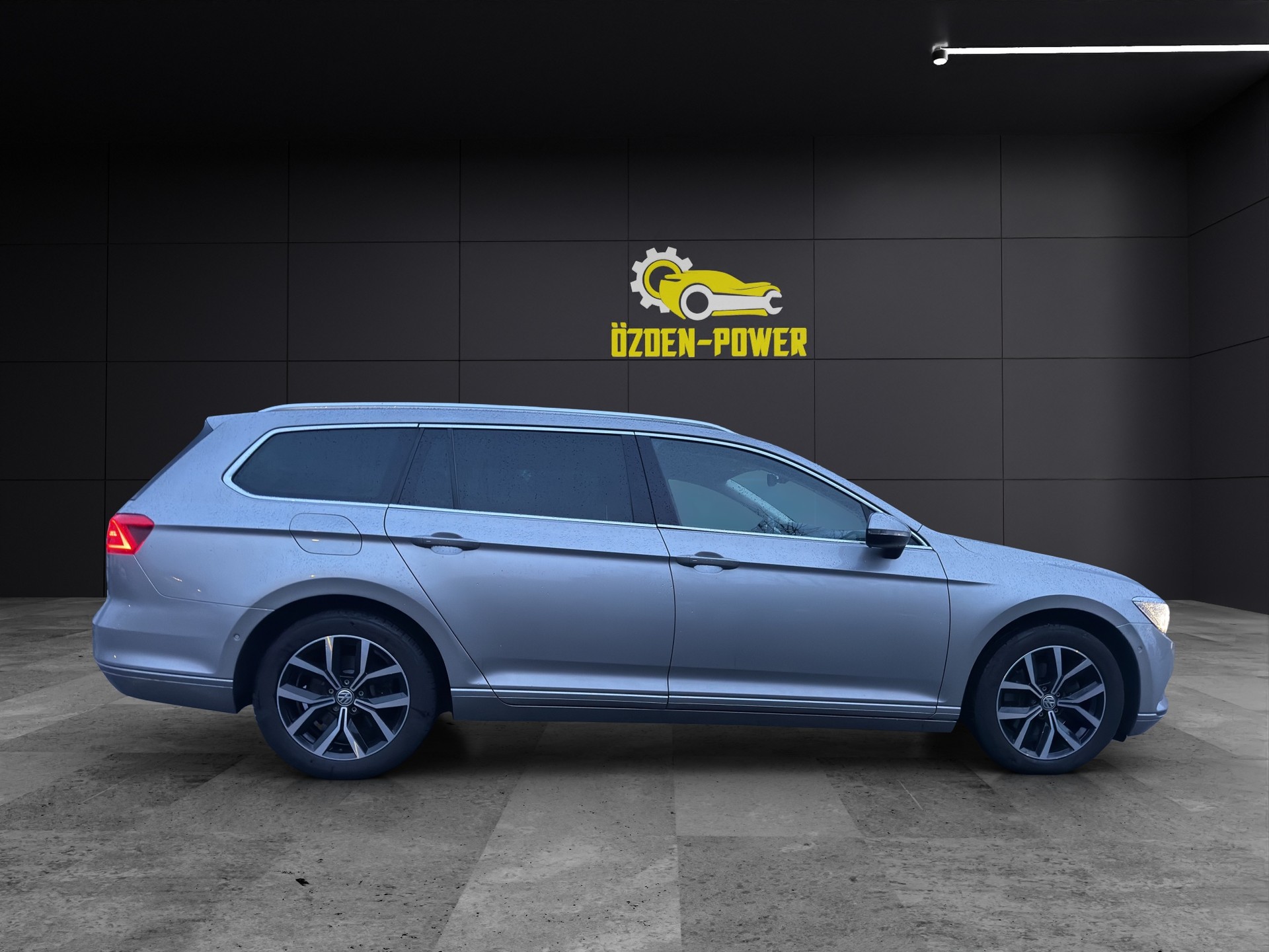 VW Passat Variant *RESERVIERT* 2.0 TDI BMT Highline DSG-showroom-element-3
